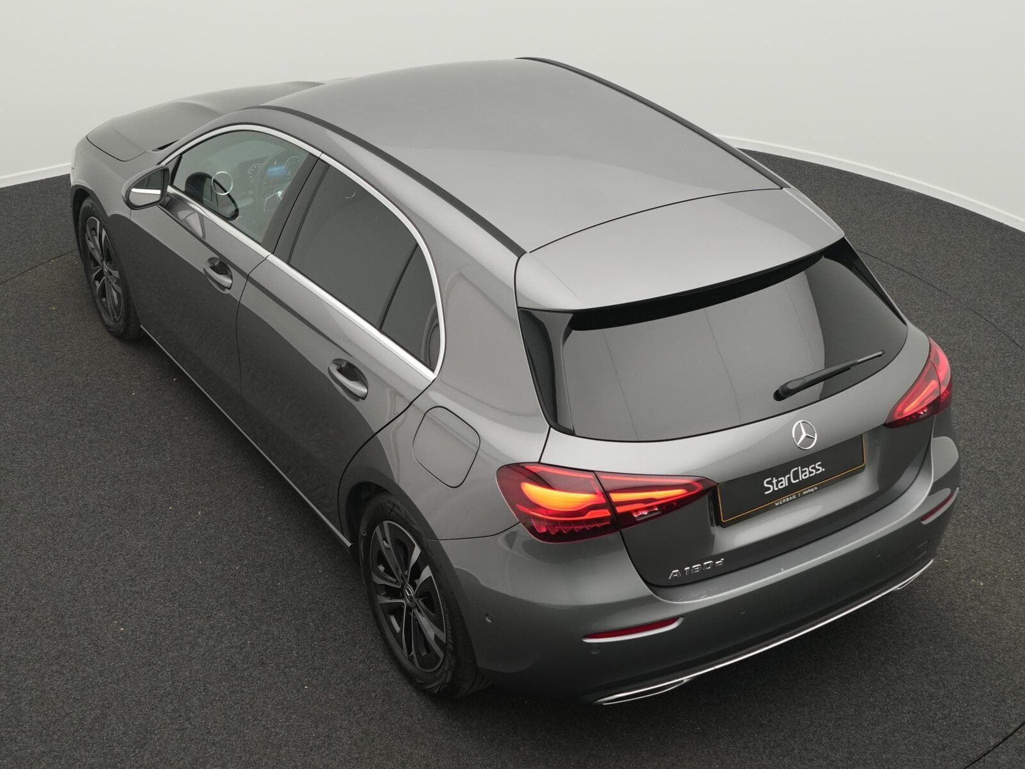Mercedes A 180 d Progressive LED+Kamera+PTS (2025) - Photo 13