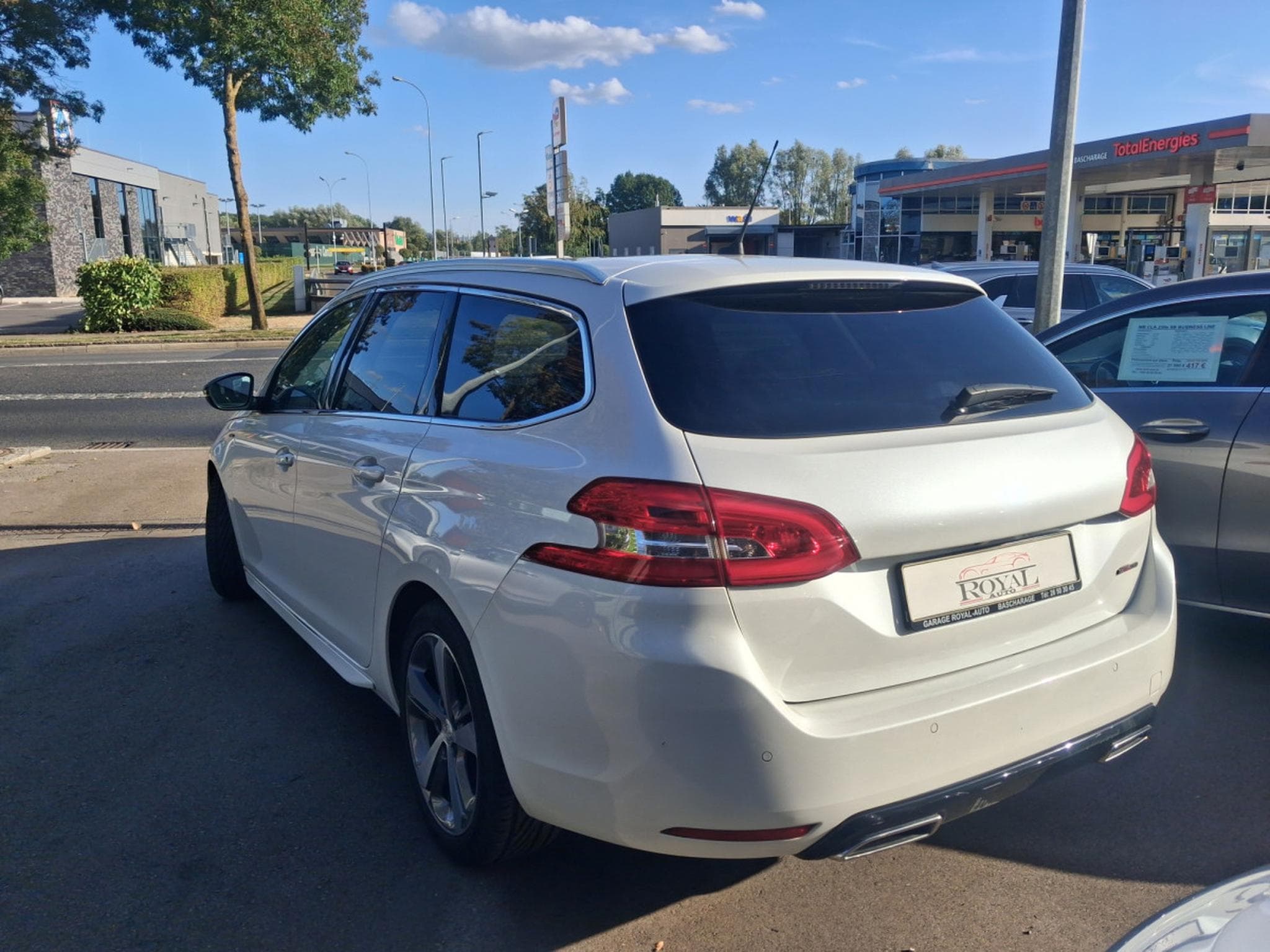 Peugeot 308 1.6 HDI SW GT-LINE BOITE AUTO *GARANTIE 36 MOIS* (2018) - Photo 2