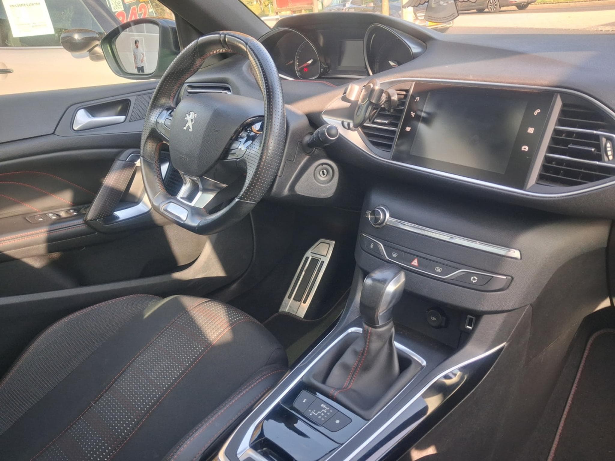 Peugeot 308 1.6 HDI SW GT-LINE BOITE AUTO *GARANTIE 36 MOIS* (2018) - Photo 6