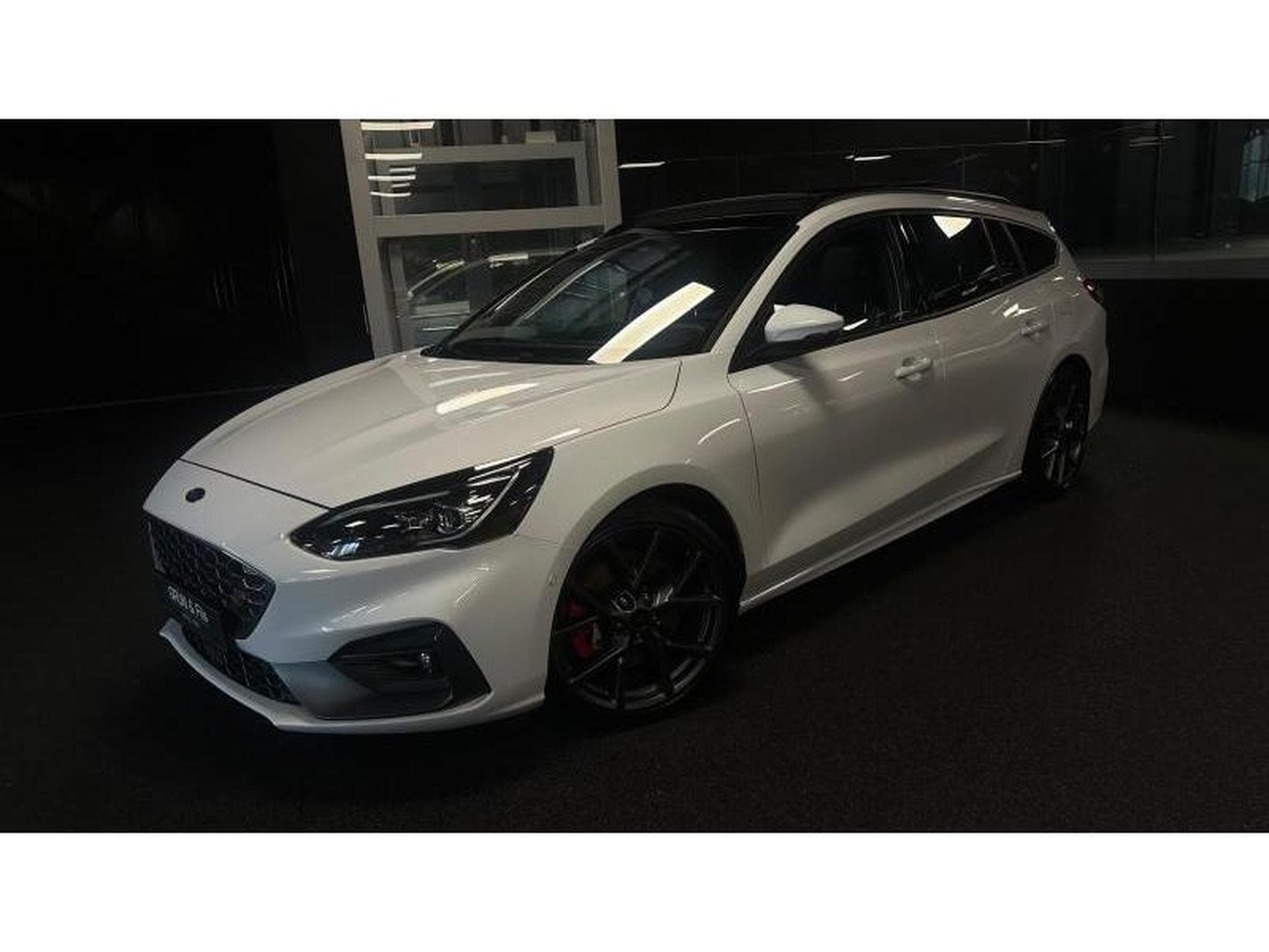 Ford Focus EcoBoost ST (2021) - Photo 3
