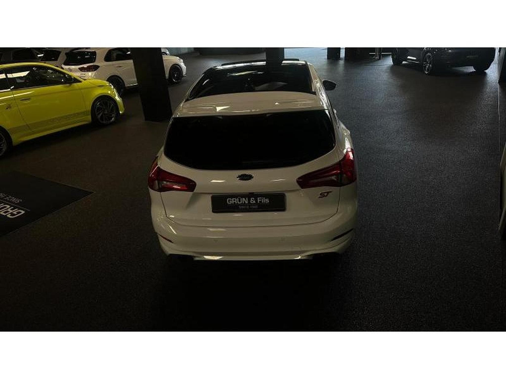 Ford Focus EcoBoost ST (2021) - Photo 7
