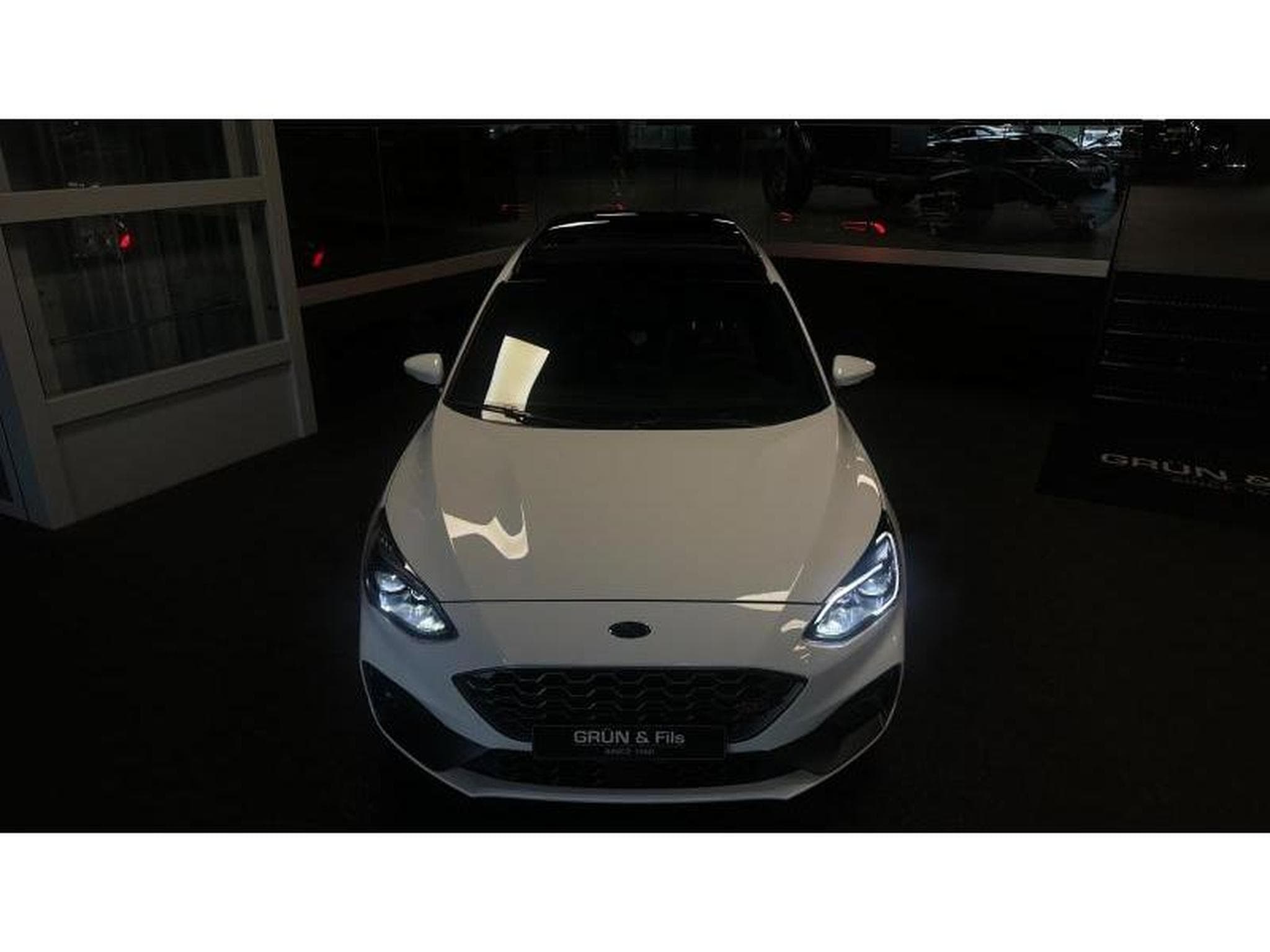Ford Focus EcoBoost ST (2021) - Photo 5