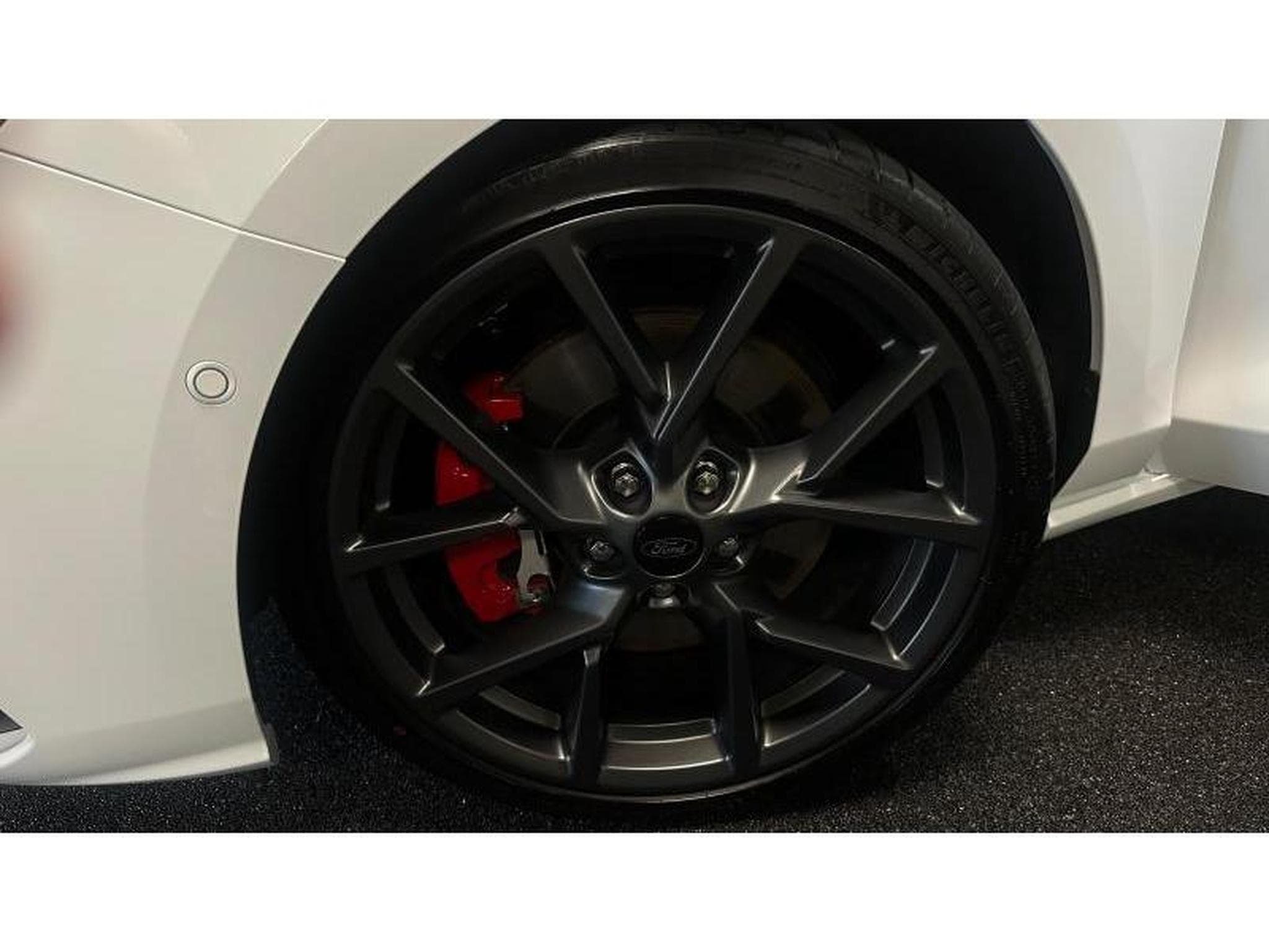Ford Focus EcoBoost ST (2021) - Photo 13