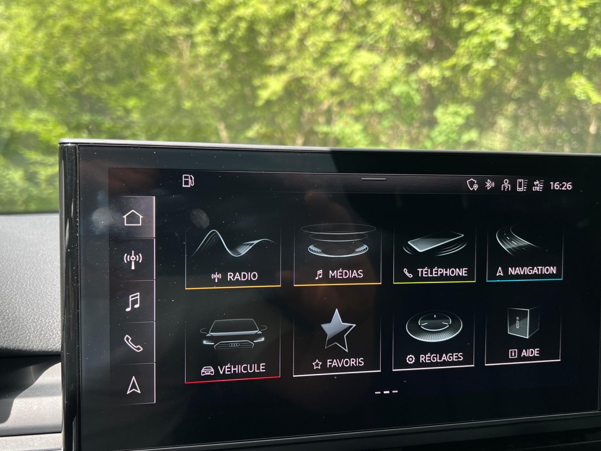 Audi A4 40 tdi advanced (2022) - Photo 9