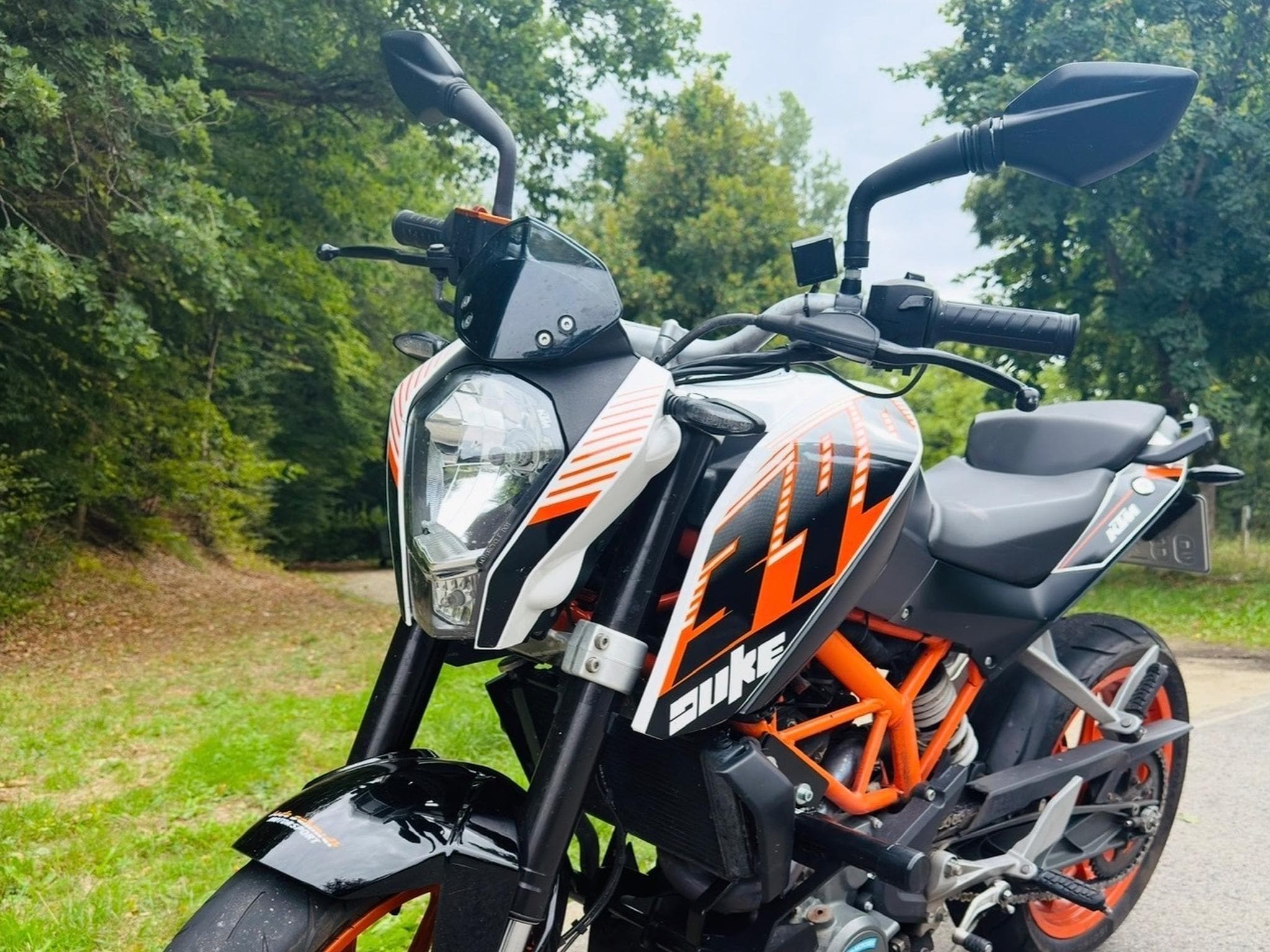 KTM Duke 390 (2016) - Photo 1
