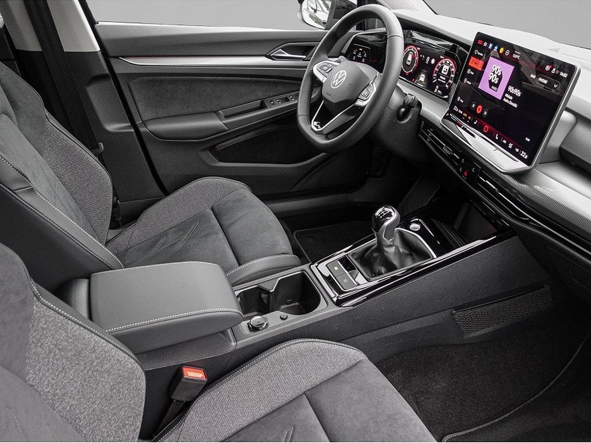 VW Golf (2025) - Photo 6