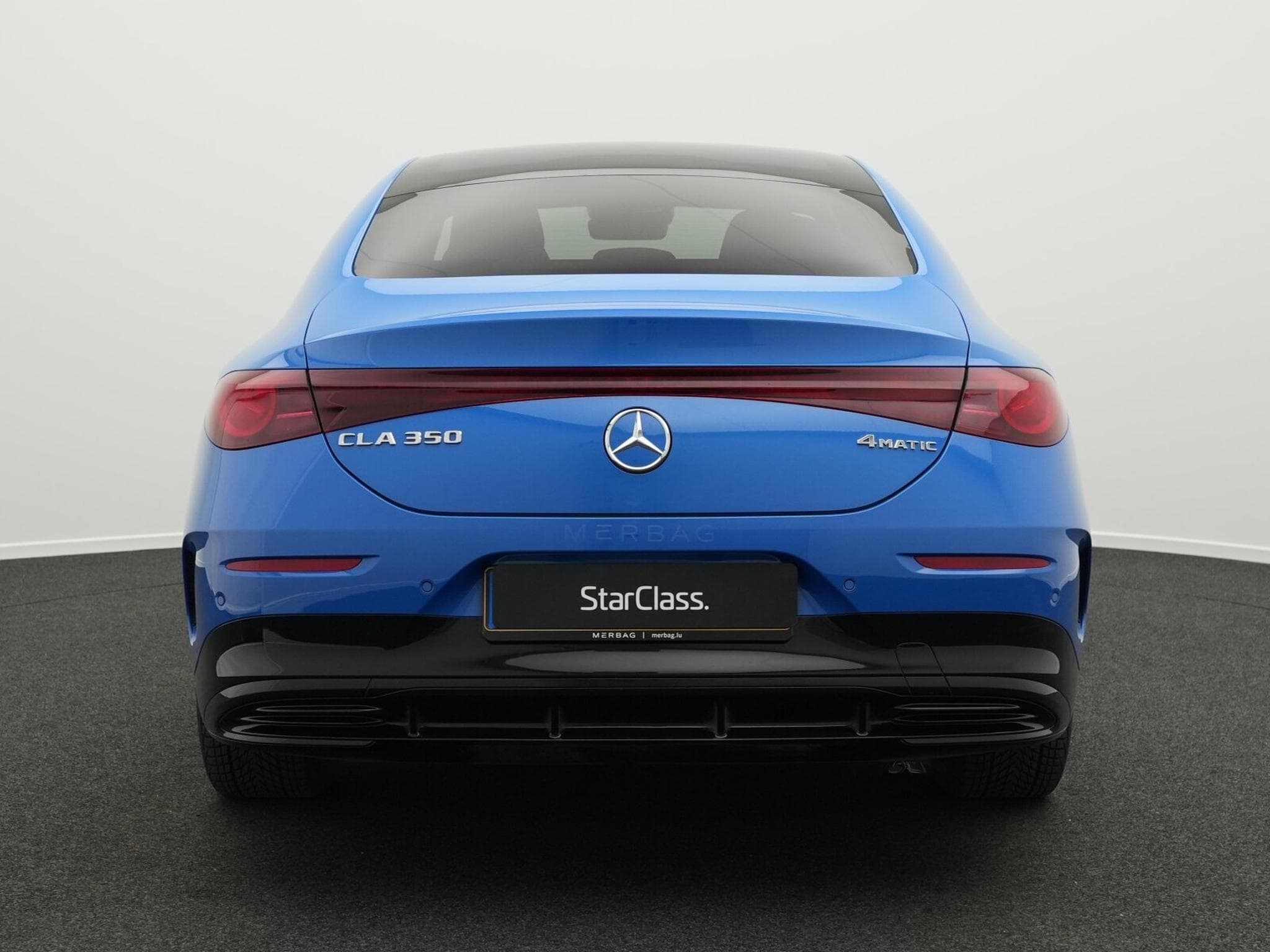 Mercedes CLA 350 4MATIC AMG-Line mit EQ Technologie (2025) - Photo 4