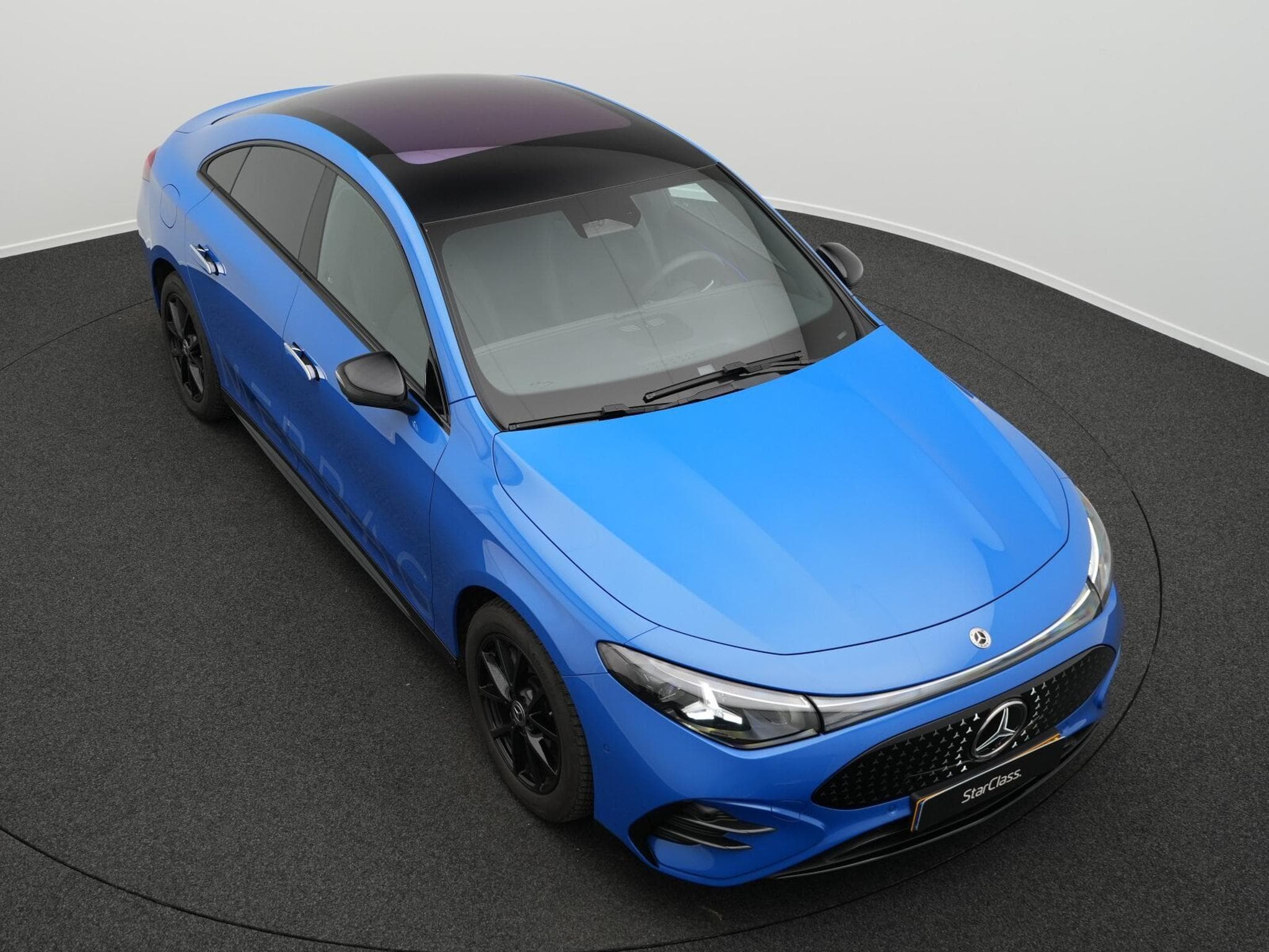 Mercedes CLA 350 4MATIC AMG-Line mit EQ Technologie (2025) - Photo 12