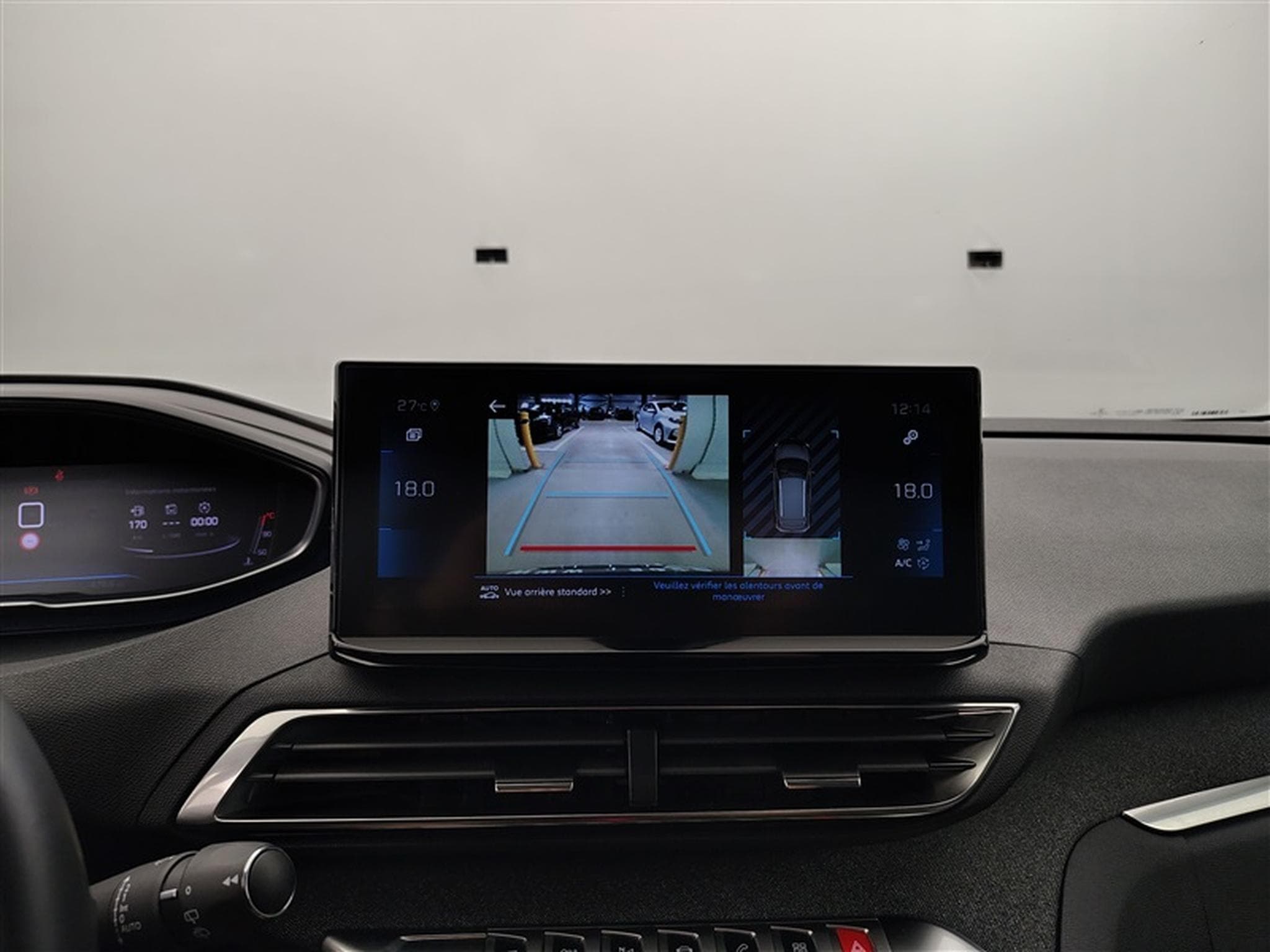 Peugeot 3008 1.2 PureTech Allure Pack (EU6.4) (2023) - Photo 18