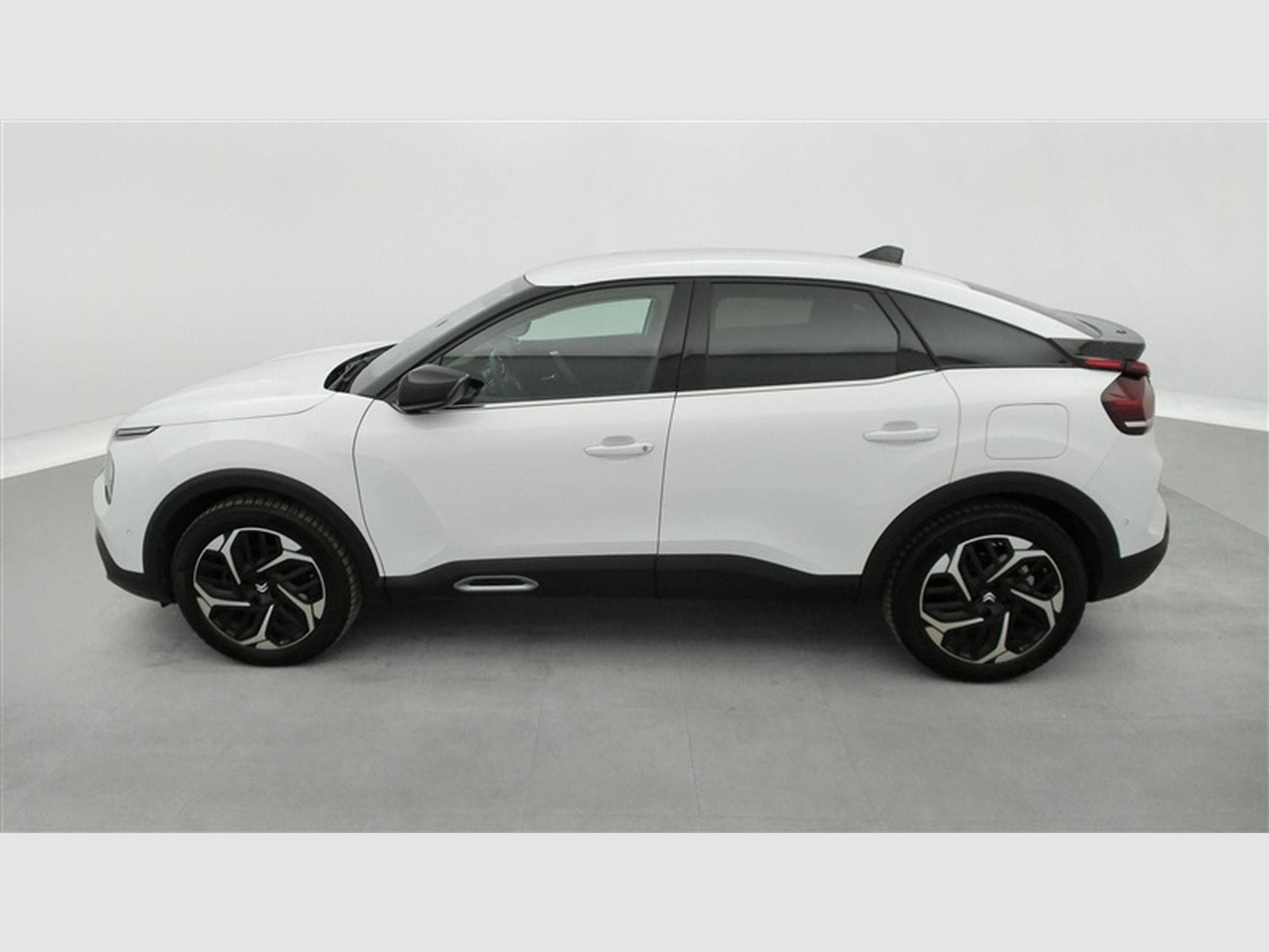 Citroën C4 1.2 PureTech Shine Pack CUIR/NAVI/FULL LED (2023) - Photo 3