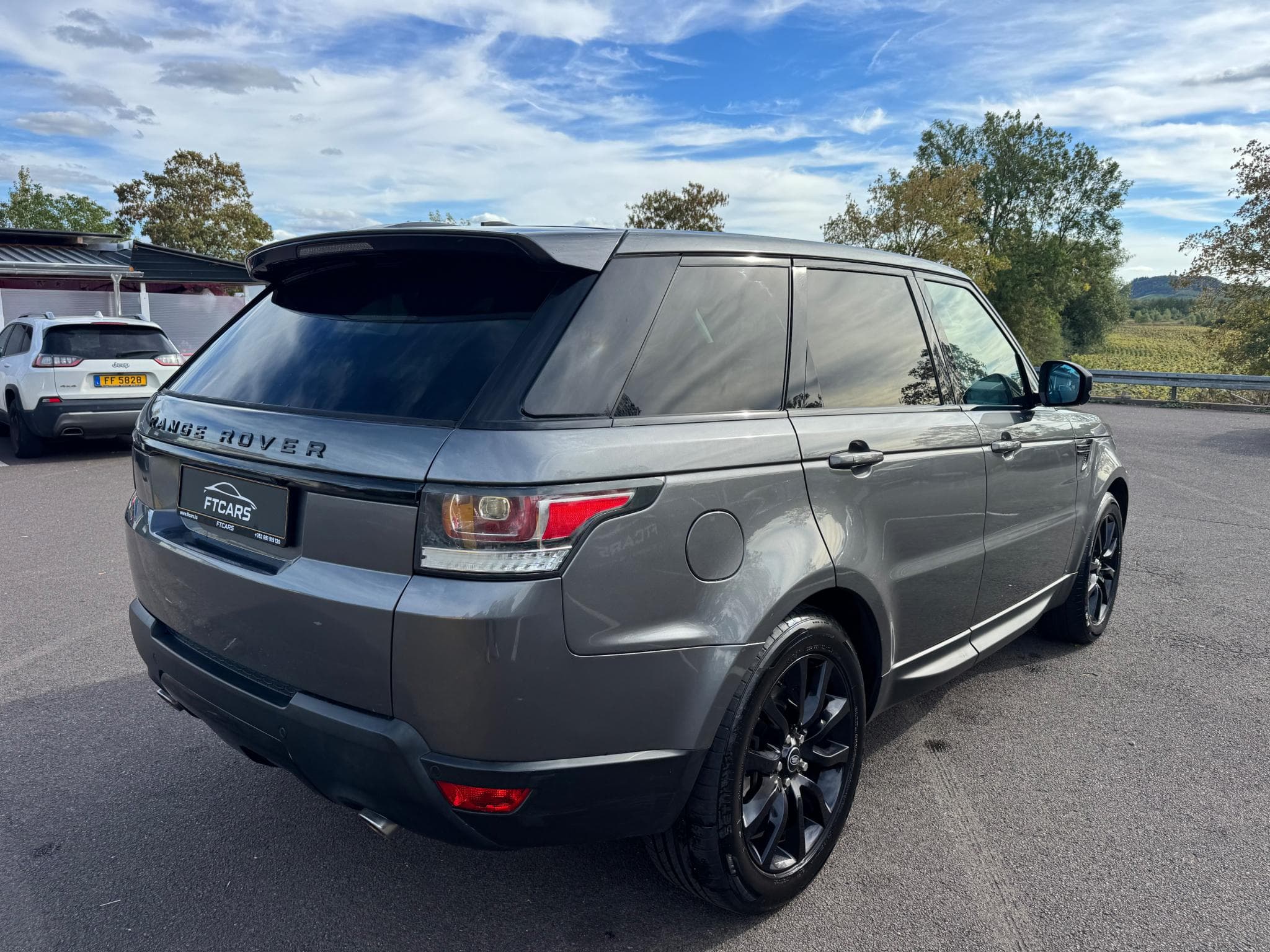 Land-Rover Range Rover Sport 3.0 TDV6 (2013) - Foto 3