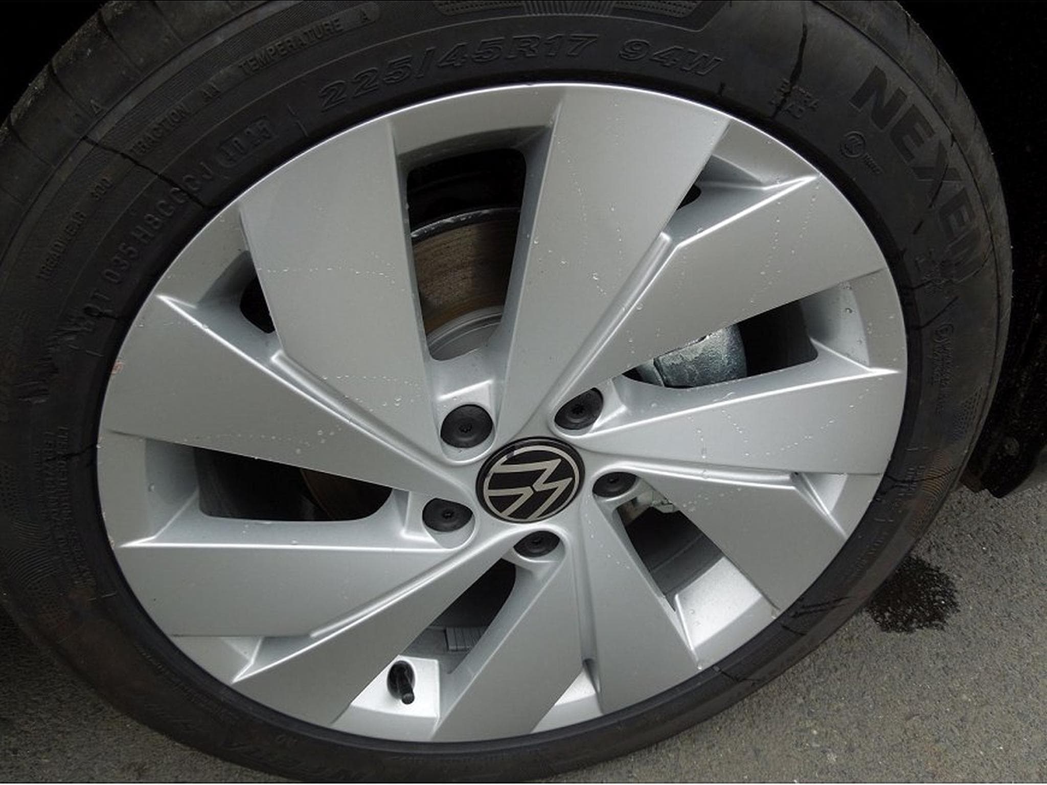 VW Golf (2026) - Photo 14