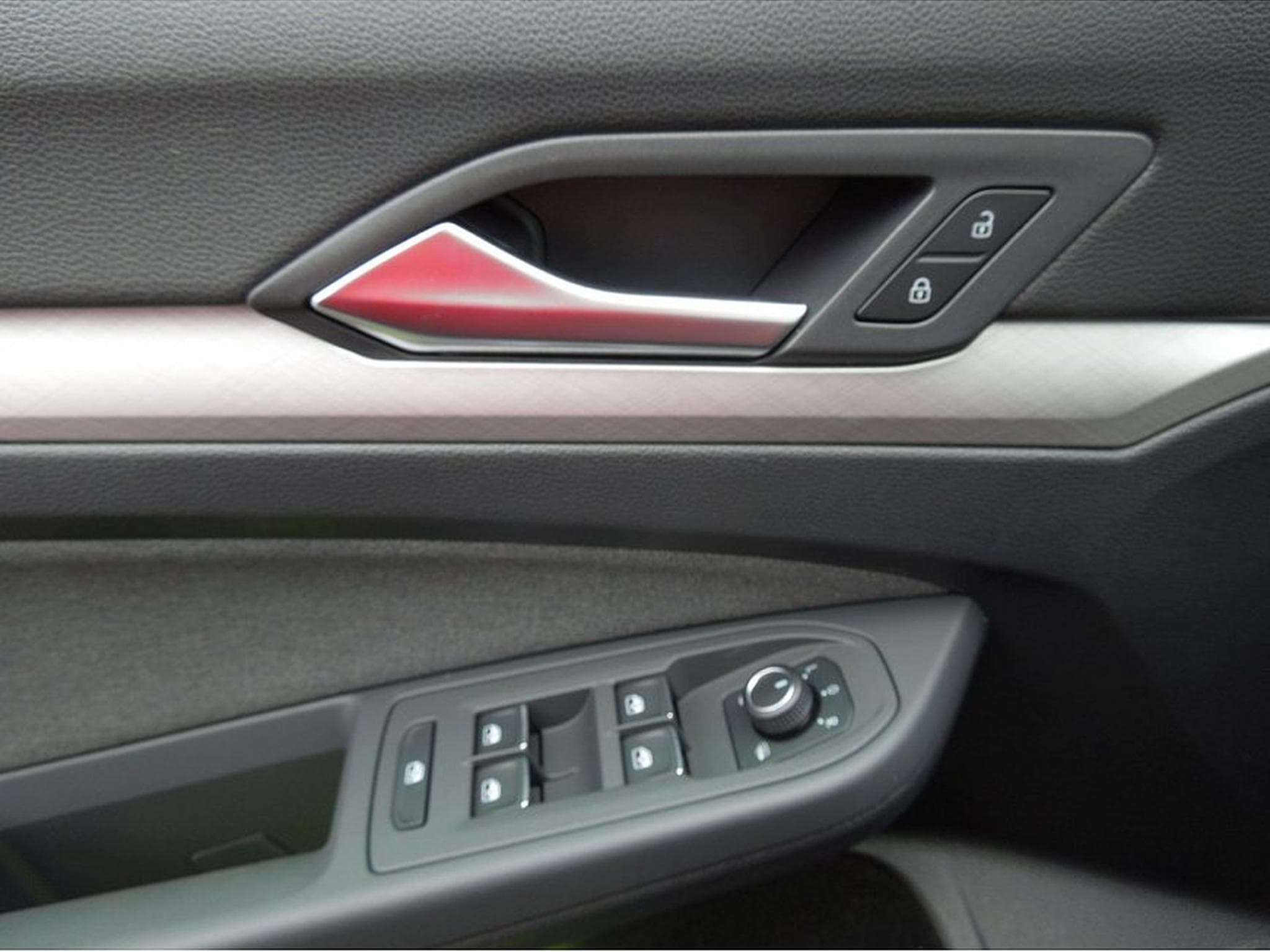 VW Golf (2026) - Photo 8