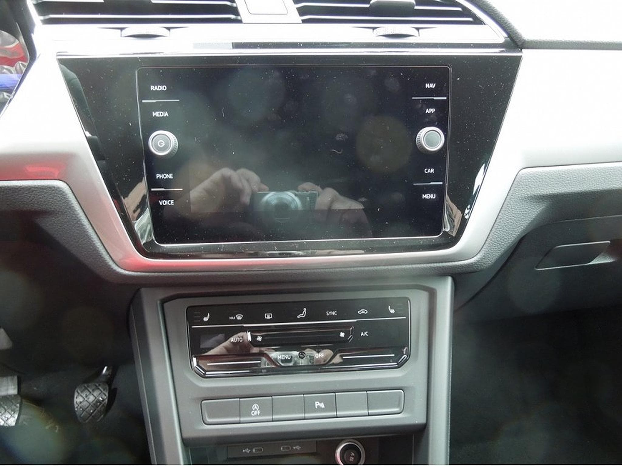 VW Touran (2026) - Photo 7