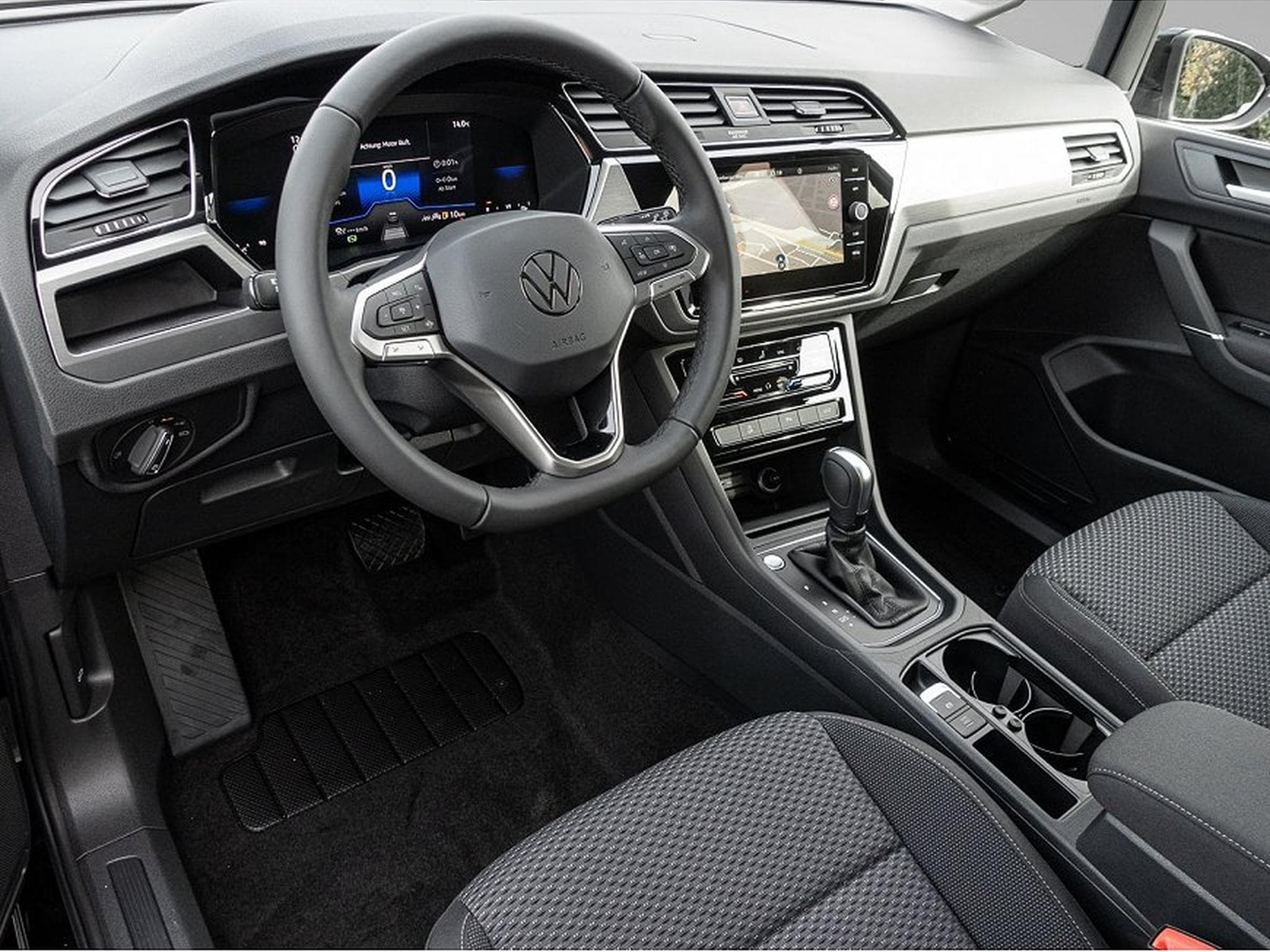 VW Touran (2026) - Photo 7