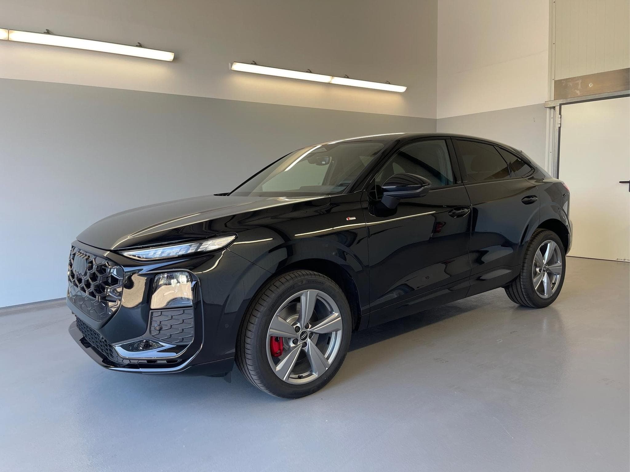 Audi Q3 Sportback NEU (2026) - Foto 1