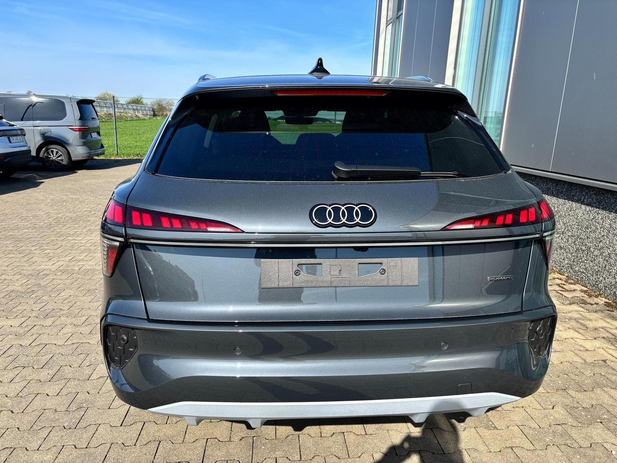 Audi Q3 Basis (2026) - Photo 5