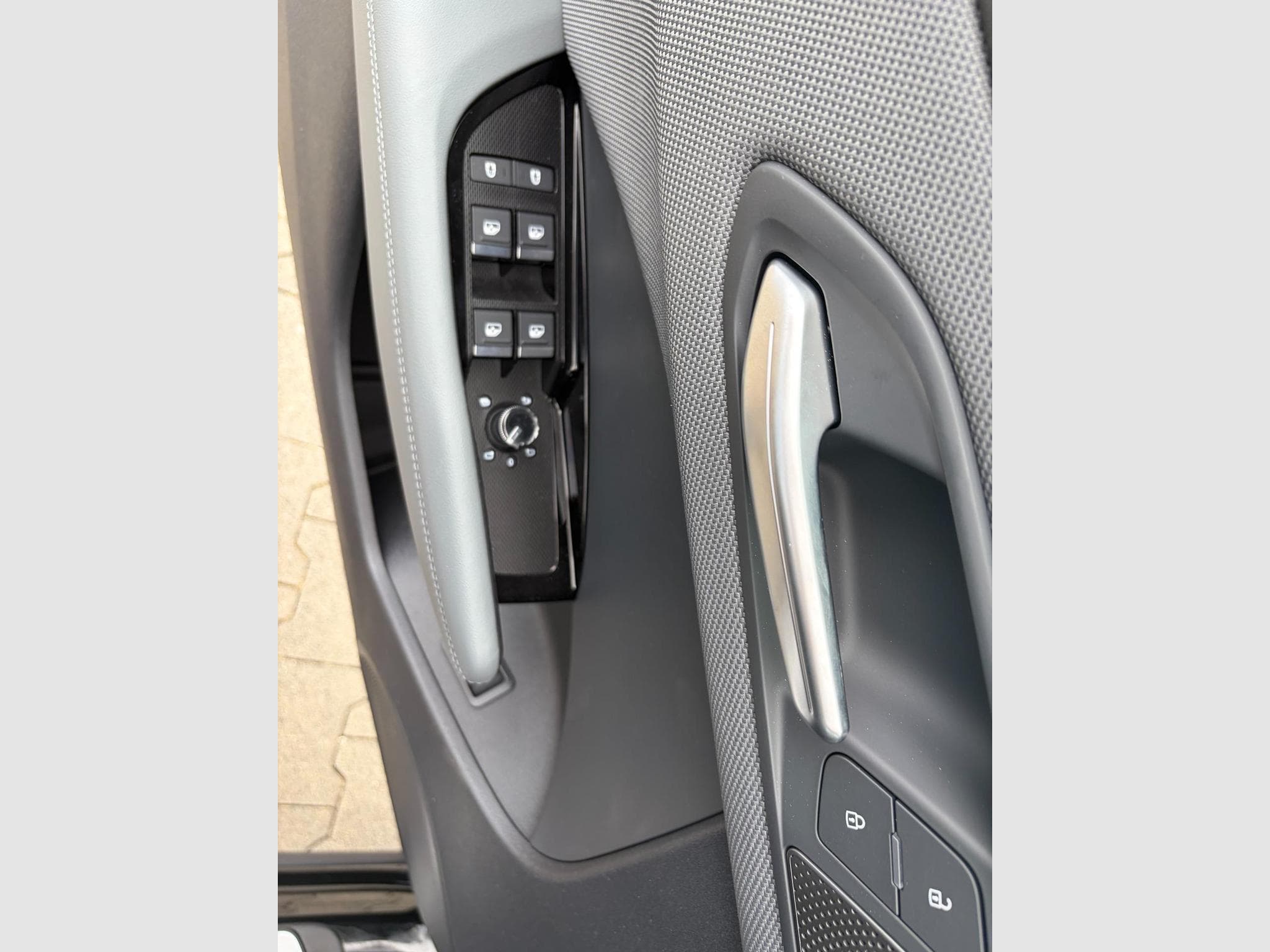 Audi Q3 Basis (2026) - Photo 19