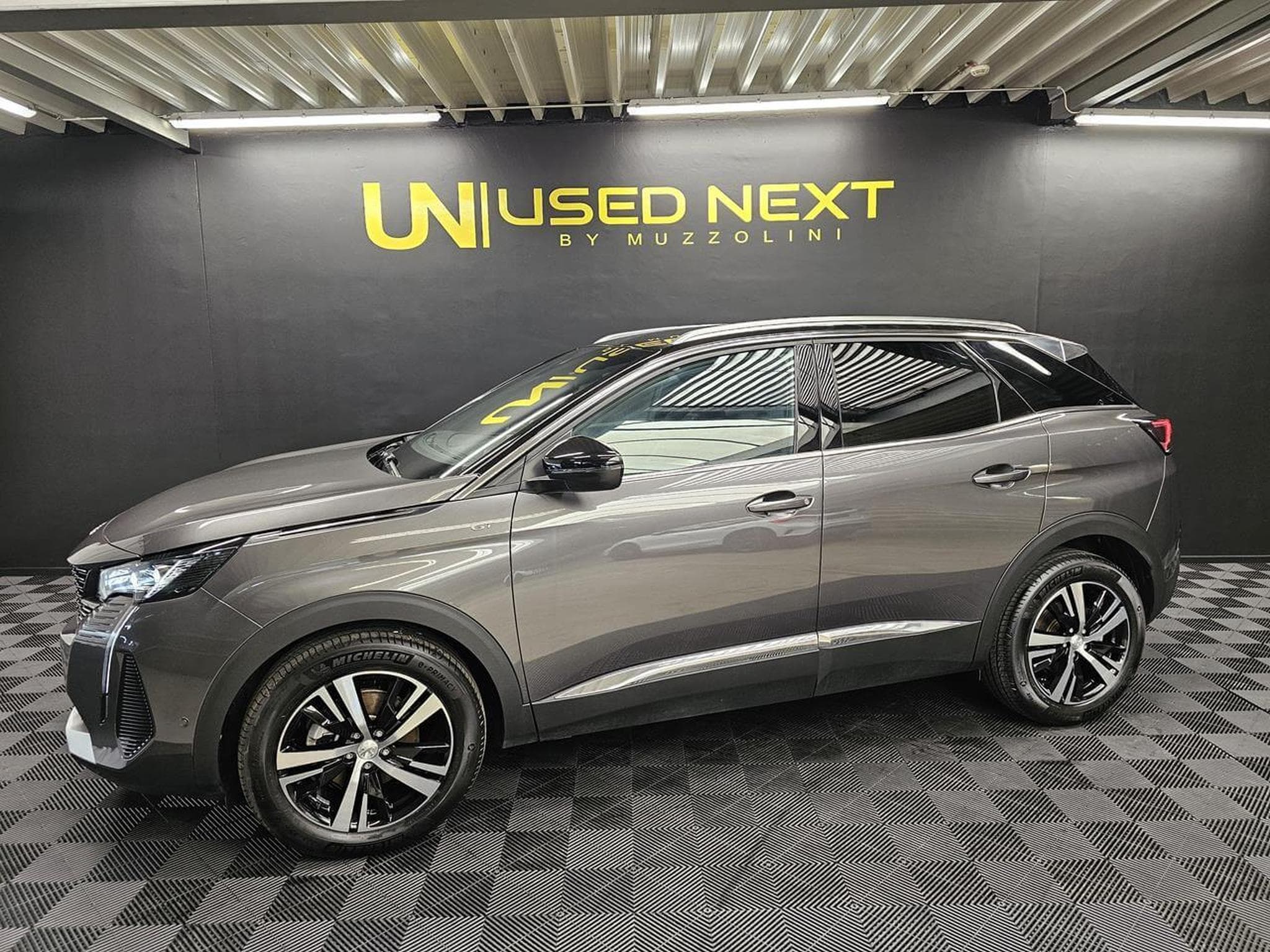 Peugeot 3008 GT 1.2 130 EAT8 (2023) - Photo 2