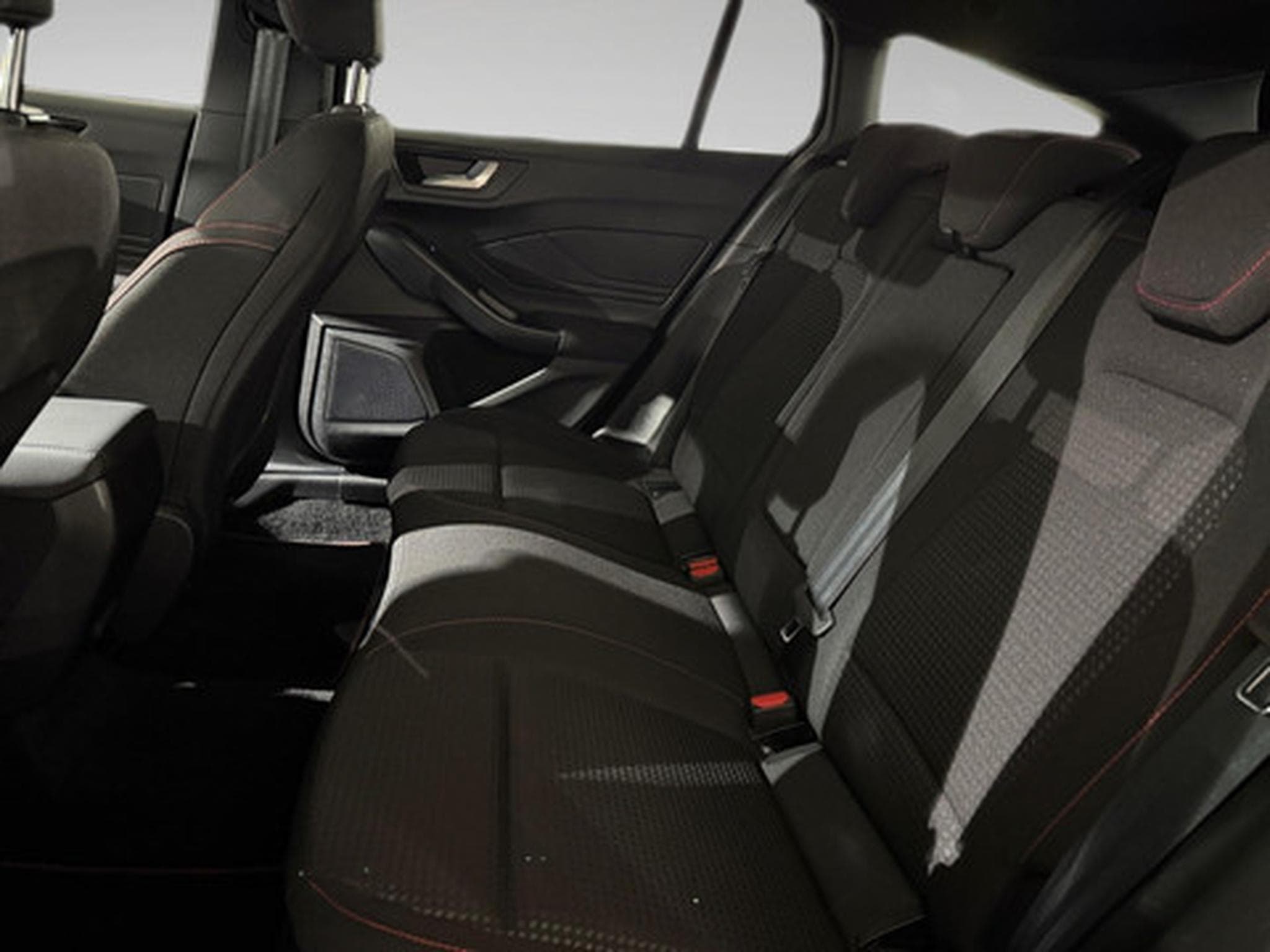 Ford Focus Clipper 1.0i EcoBoost MHEV 92kW ST-Line X (2023) - Photo 11