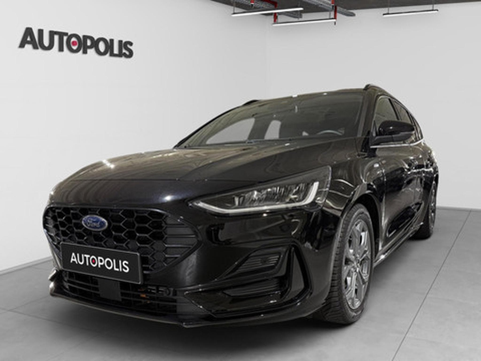 Ford Focus Clipper 1.0i EcoBoost MHEV 92kW ST-Line X (2023) - Photo 17