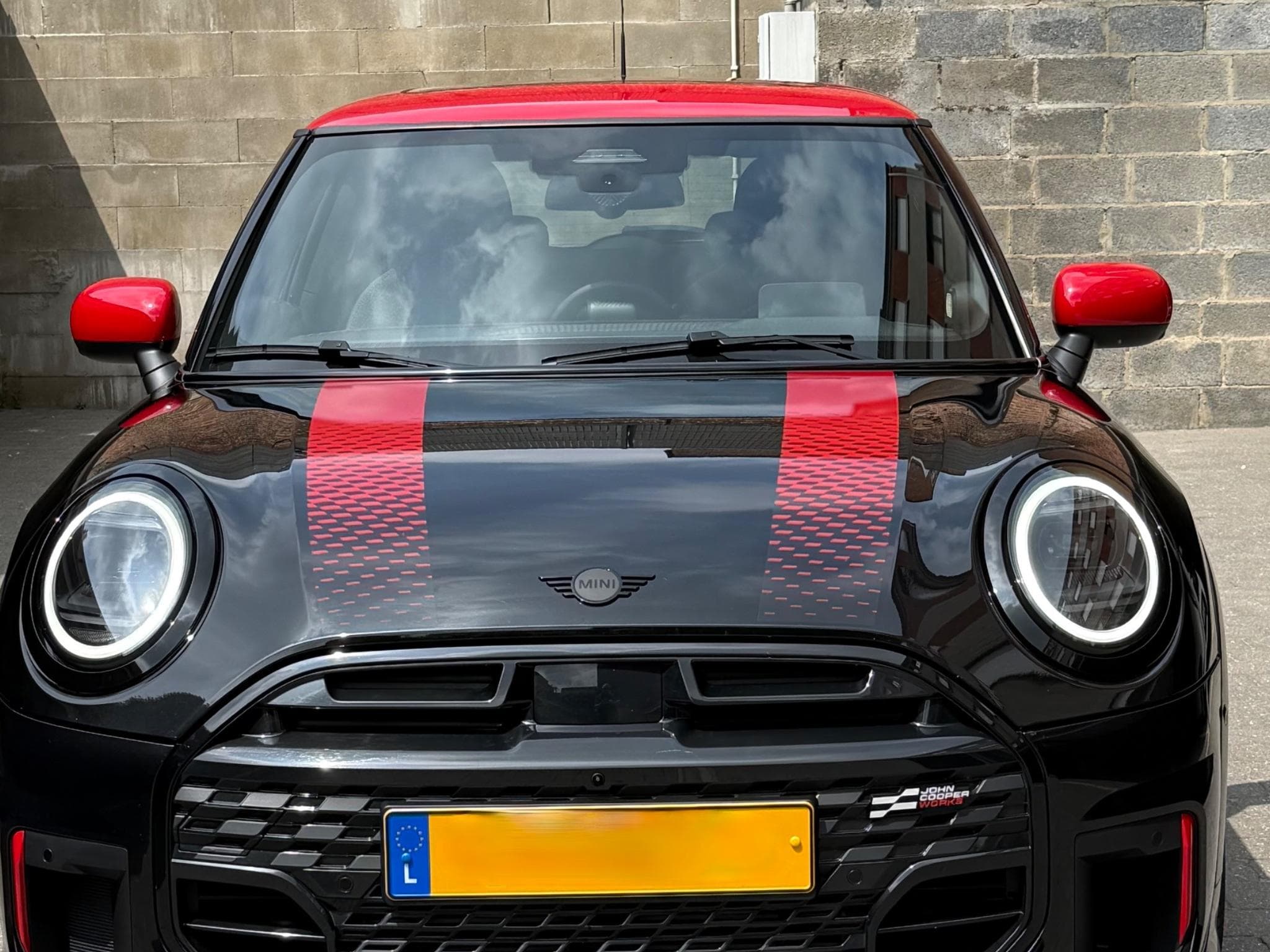 Mini Cooper John Cooper Works (F66) (2025) - Photo 1