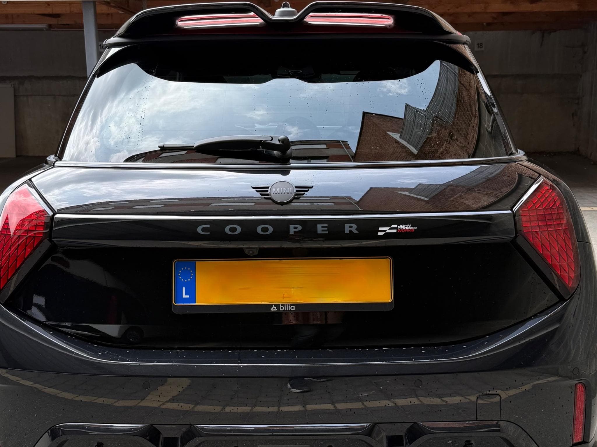 Mini Cooper John Cooper Works (F66) (2025) - Photo 3