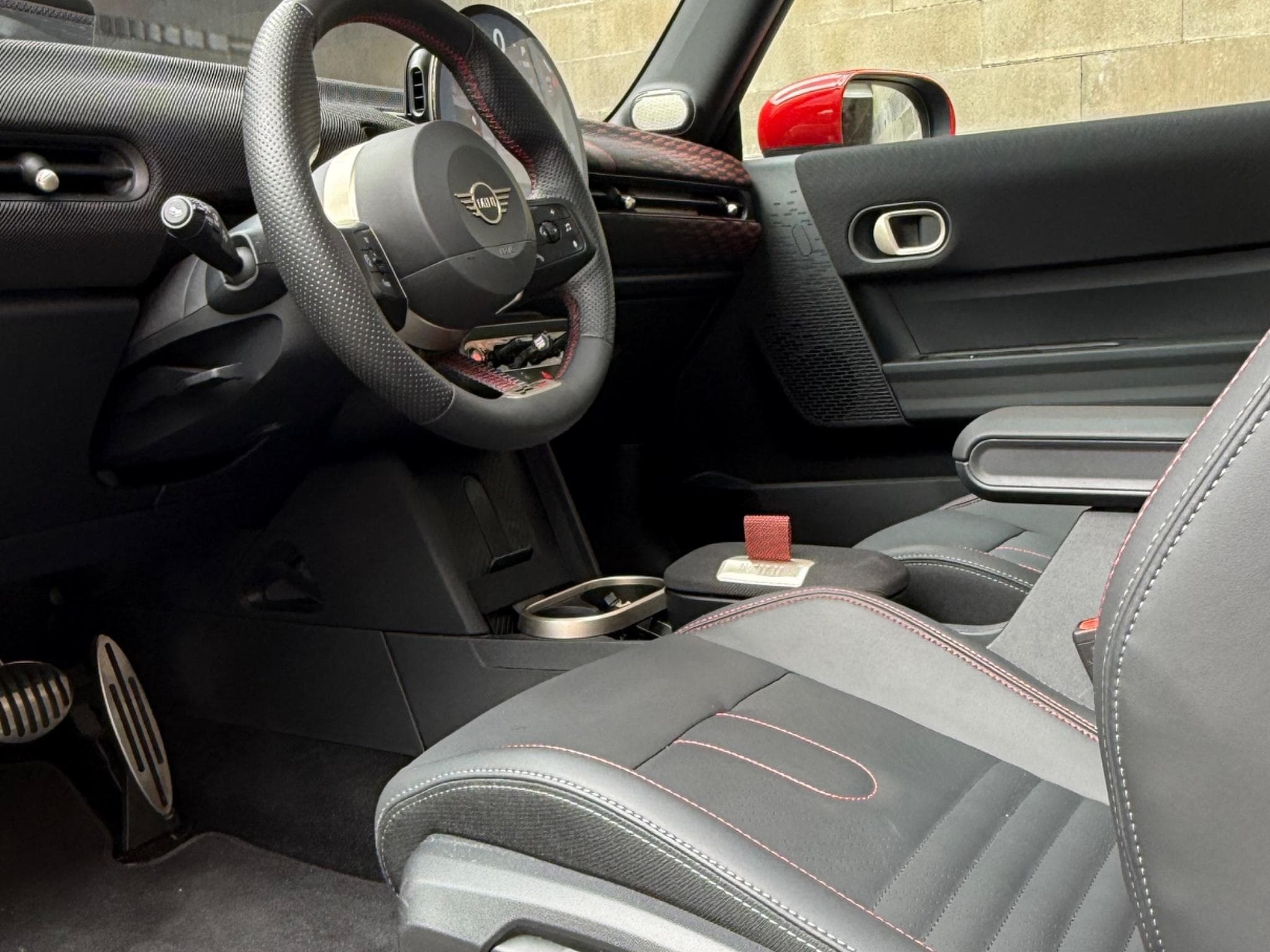 Mini Cooper John Cooper Works (F66) (2025) - Photo 7