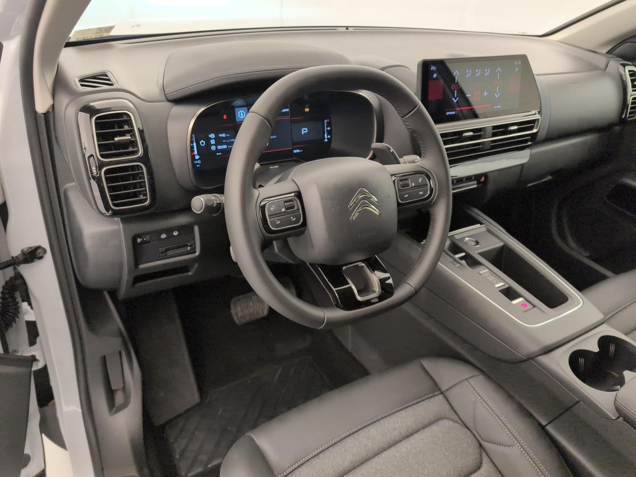 Citroën C5 Aircross BlueHDi 130 EAT8 Max (2025) - Photo 15