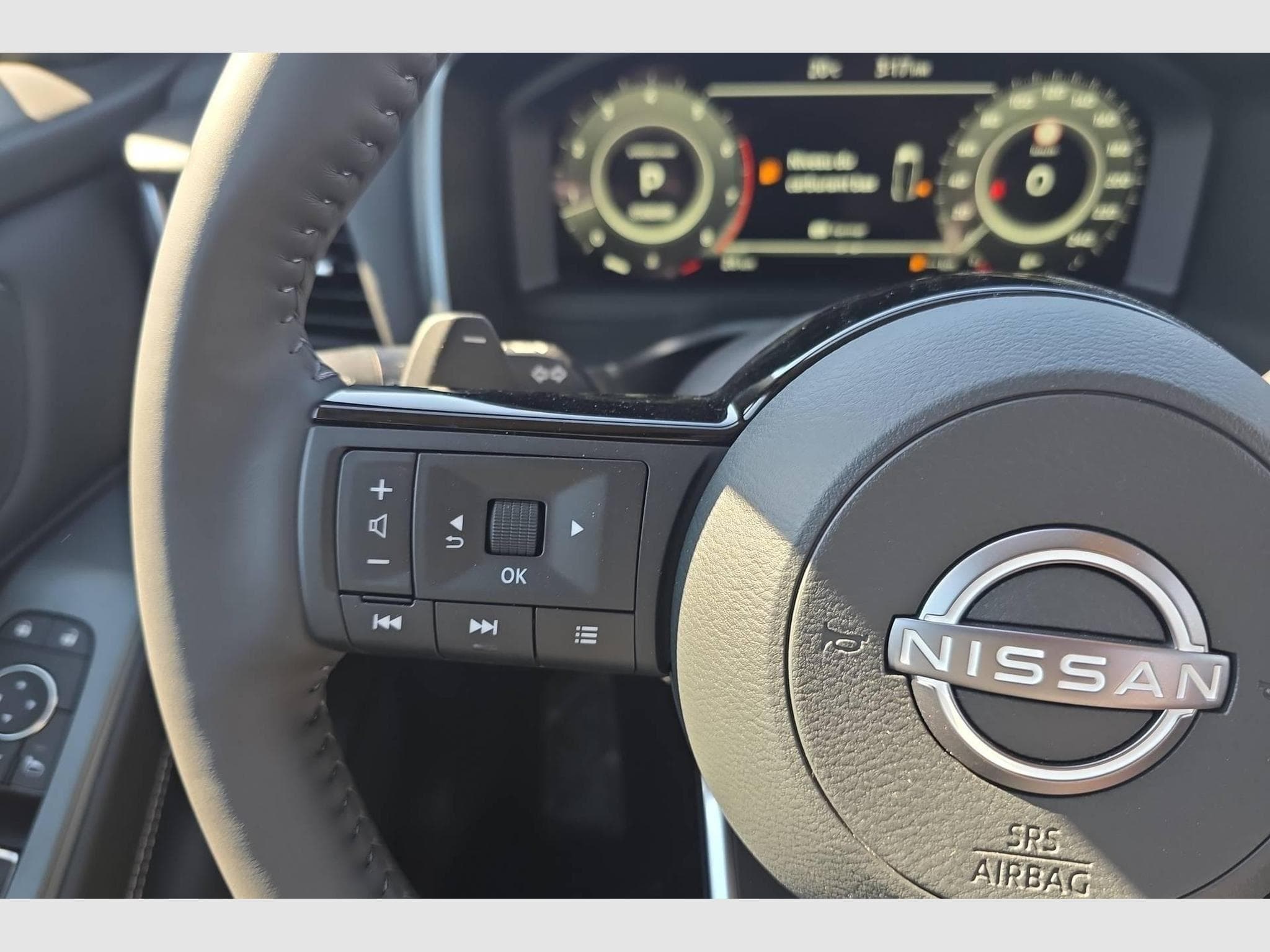 Nissan QASHQAI MILD HYBRID 158 CH XTRONIC N-CONNECTA (2025) - Photo 15