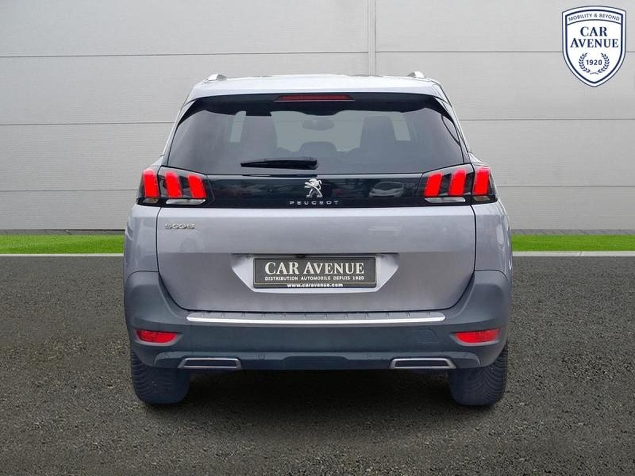 PEUGEOT 5008 1.2 PureTech 130ch S&S Allure (2023) - Foto 4