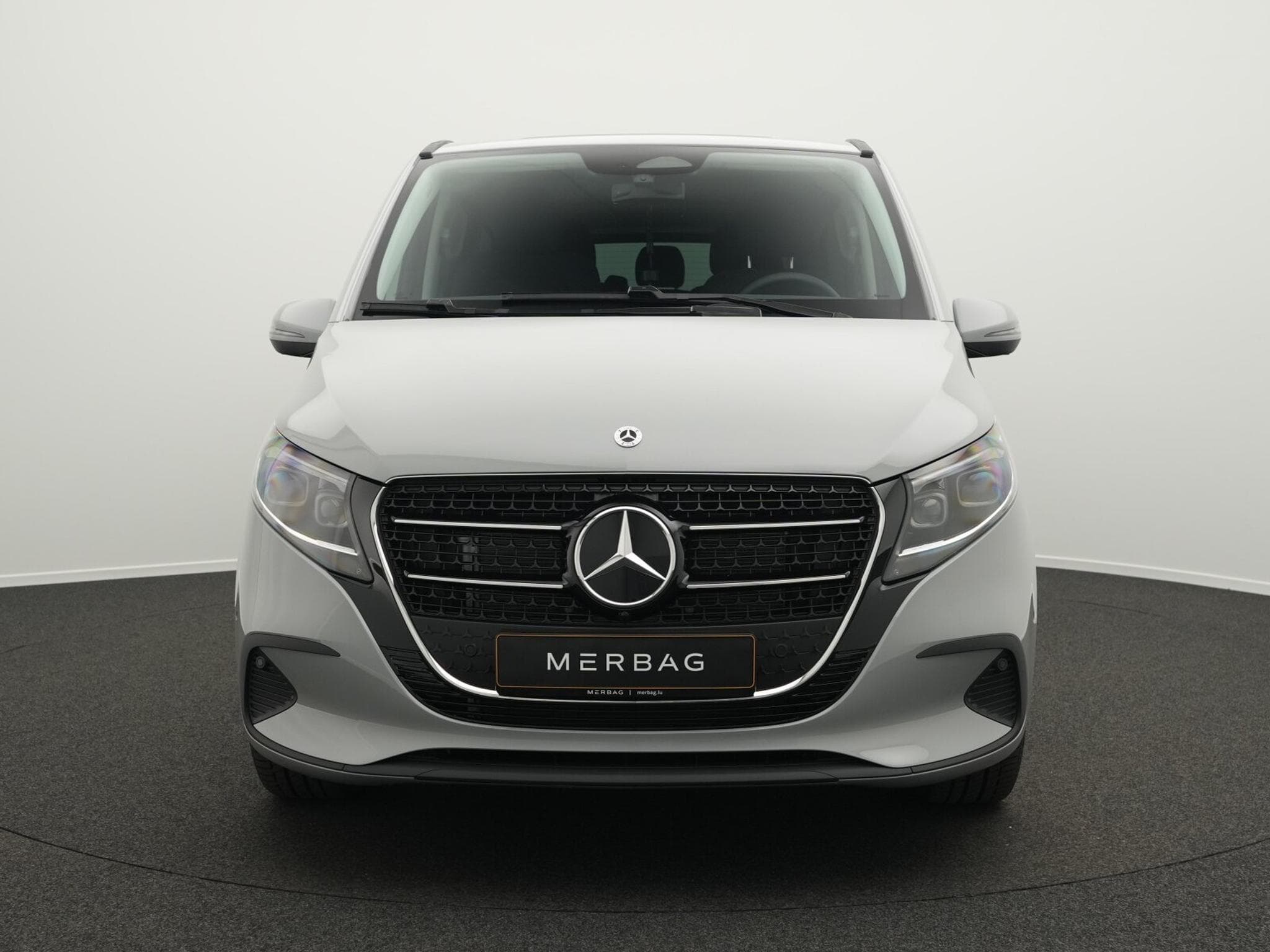 Mercedes V d 4MATIC STYLE Lang (2025) - Photo 2