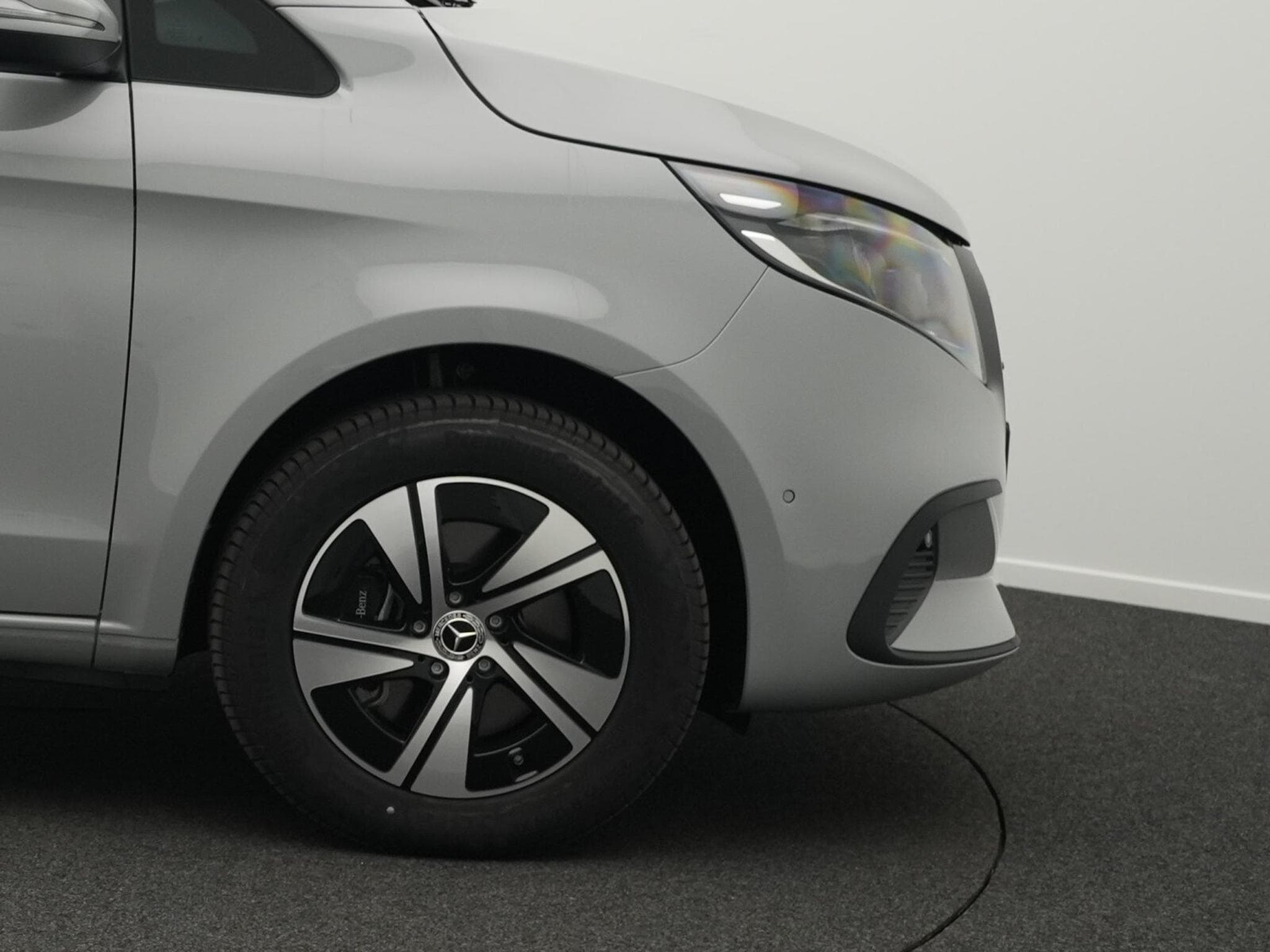 Mercedes V d 4MATIC STYLE Lang (2025) - Photo 6