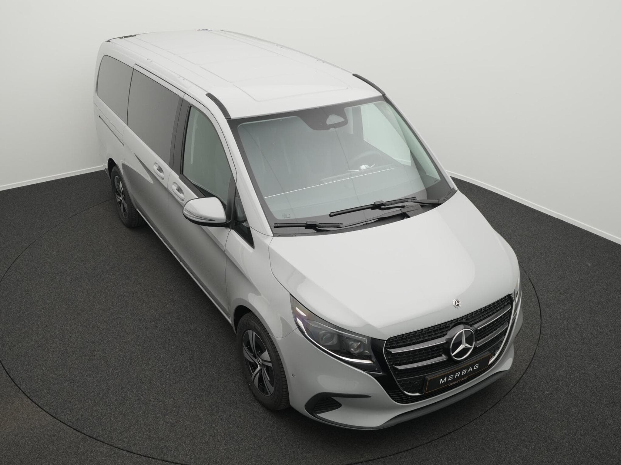 Mercedes V d 4MATIC STYLE Lang (2025) - Photo 10