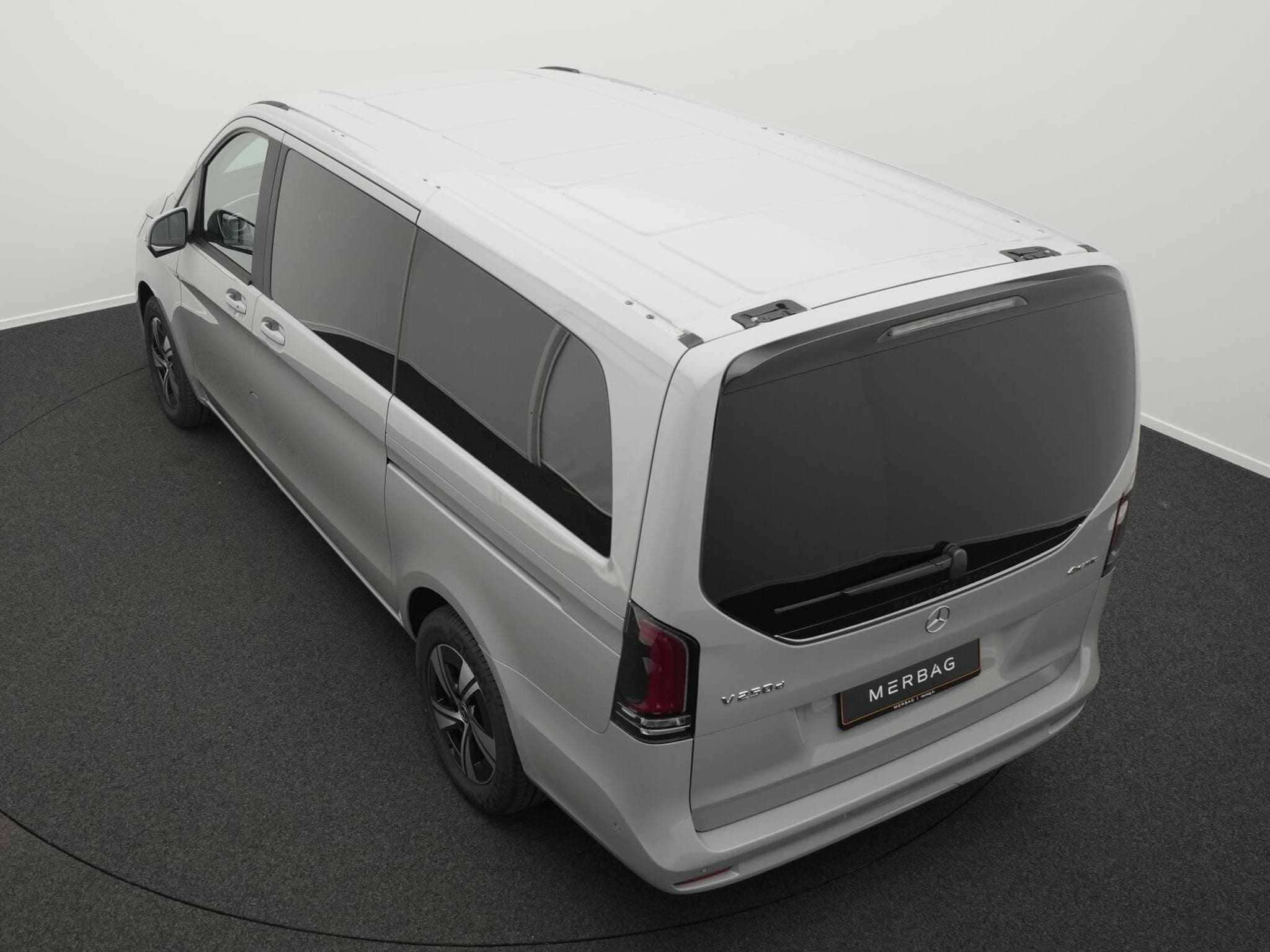 Mercedes V d 4MATIC STYLE Lang (2025) - Photo 11