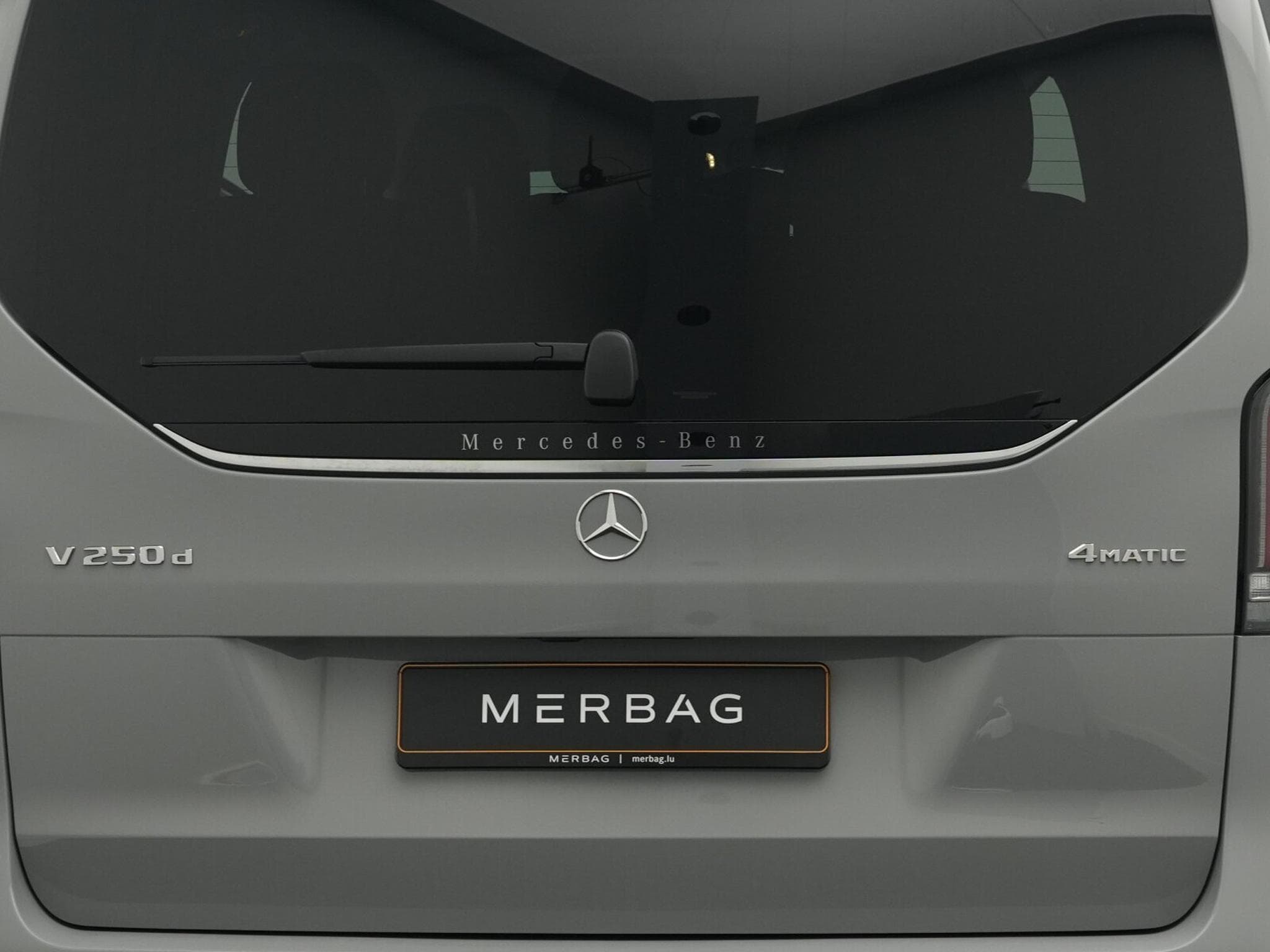 Mercedes V d 4MATIC STYLE Lang (2025) - Photo 15