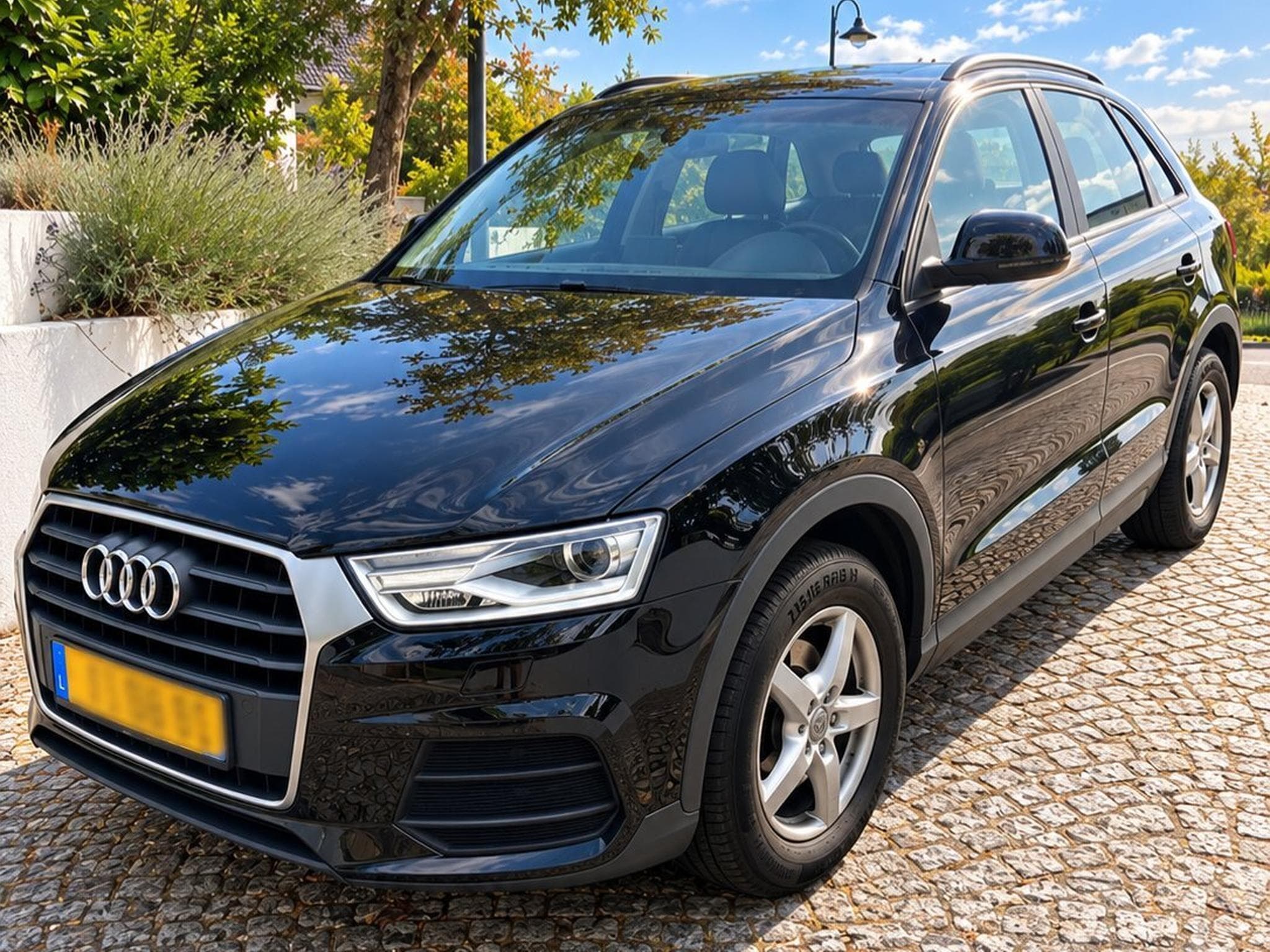 Audi Q3 Q3 Ambiente TDI 2.0 (2015) - Photo 1
