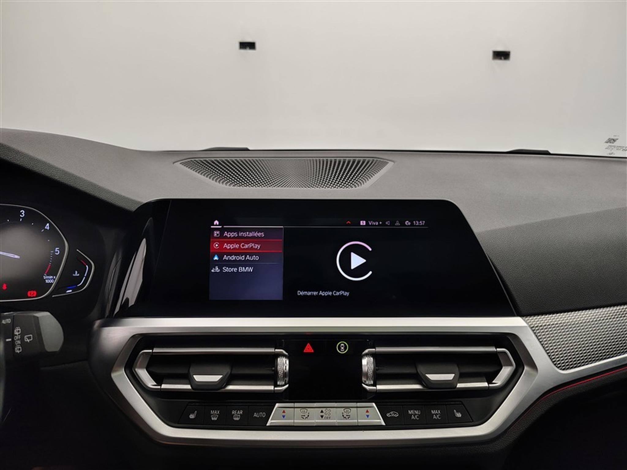 BMW 318 318 dA Touring Pack M Cuir / Navi / Led / Pano (2021) - Photo 24