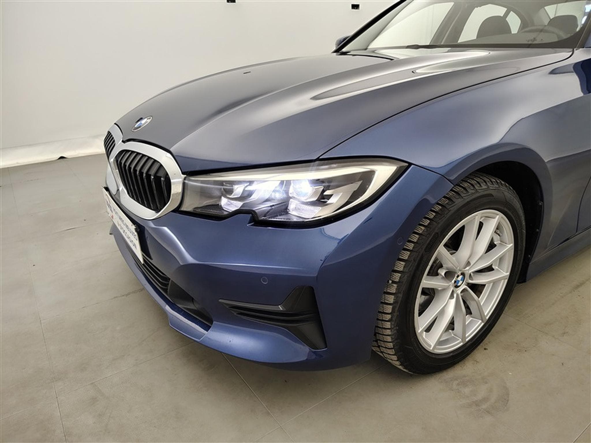 BMW 318 318 d Business CUIR/NAVI/FULL LED/JA/PDC AV AR (2022) - Photo 15
