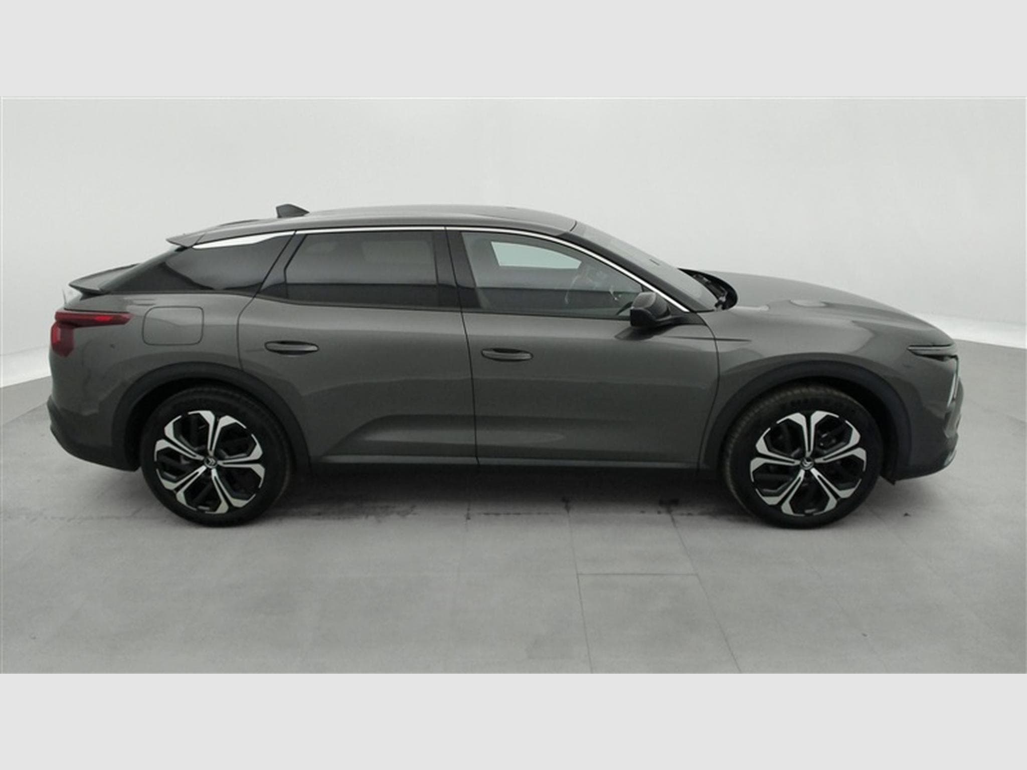 Citroën C5 X 1.2 PureTech 130cv EAT8 Plus NAVI / FULL LED / CUIR / JA 19" (2024) - Photo 23