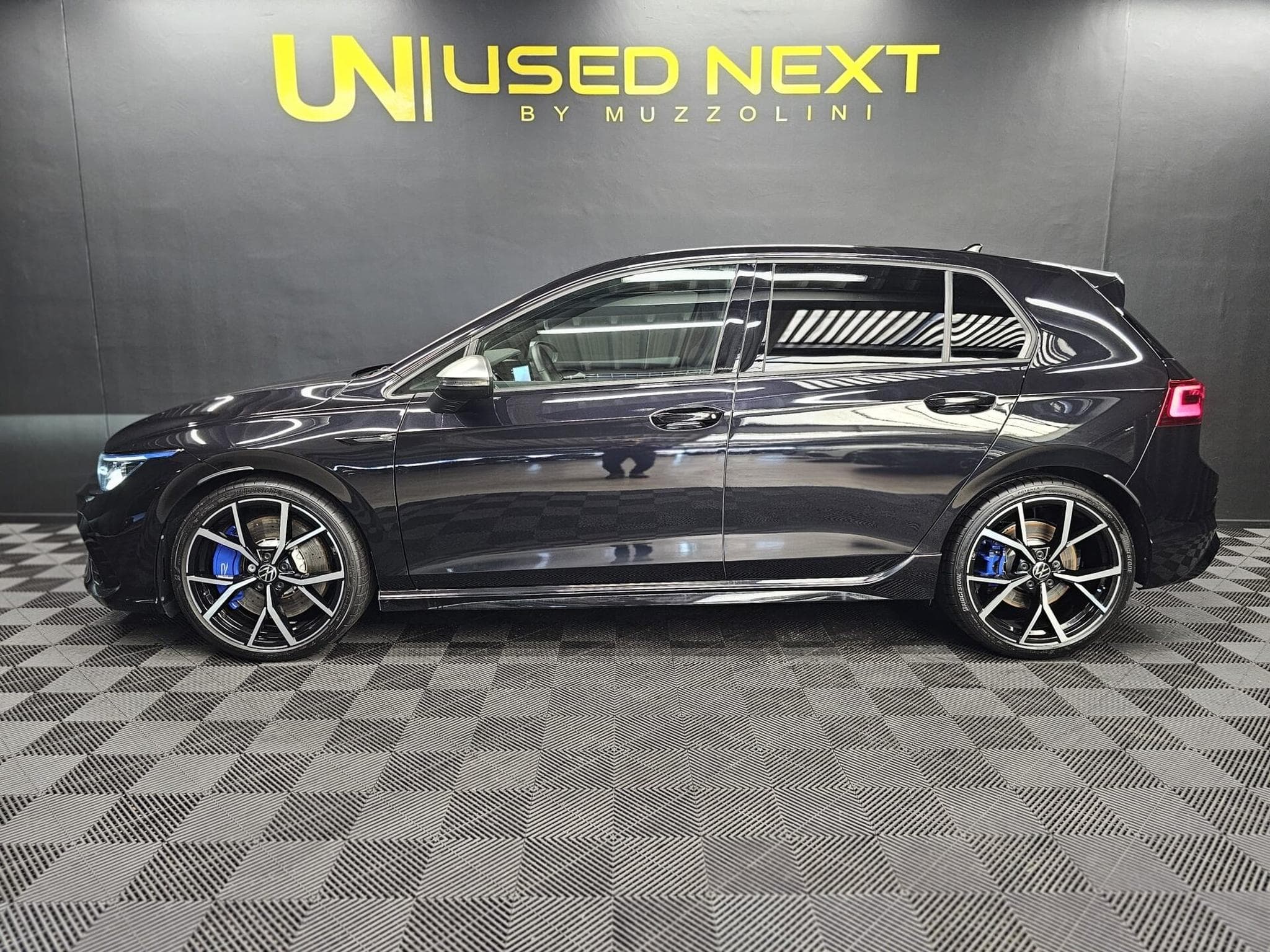 VW Golf R 2.0 TSI 320CV 4Motion CAMERA/CarPlay/HUD/IQ light (2024) - Foto 2
