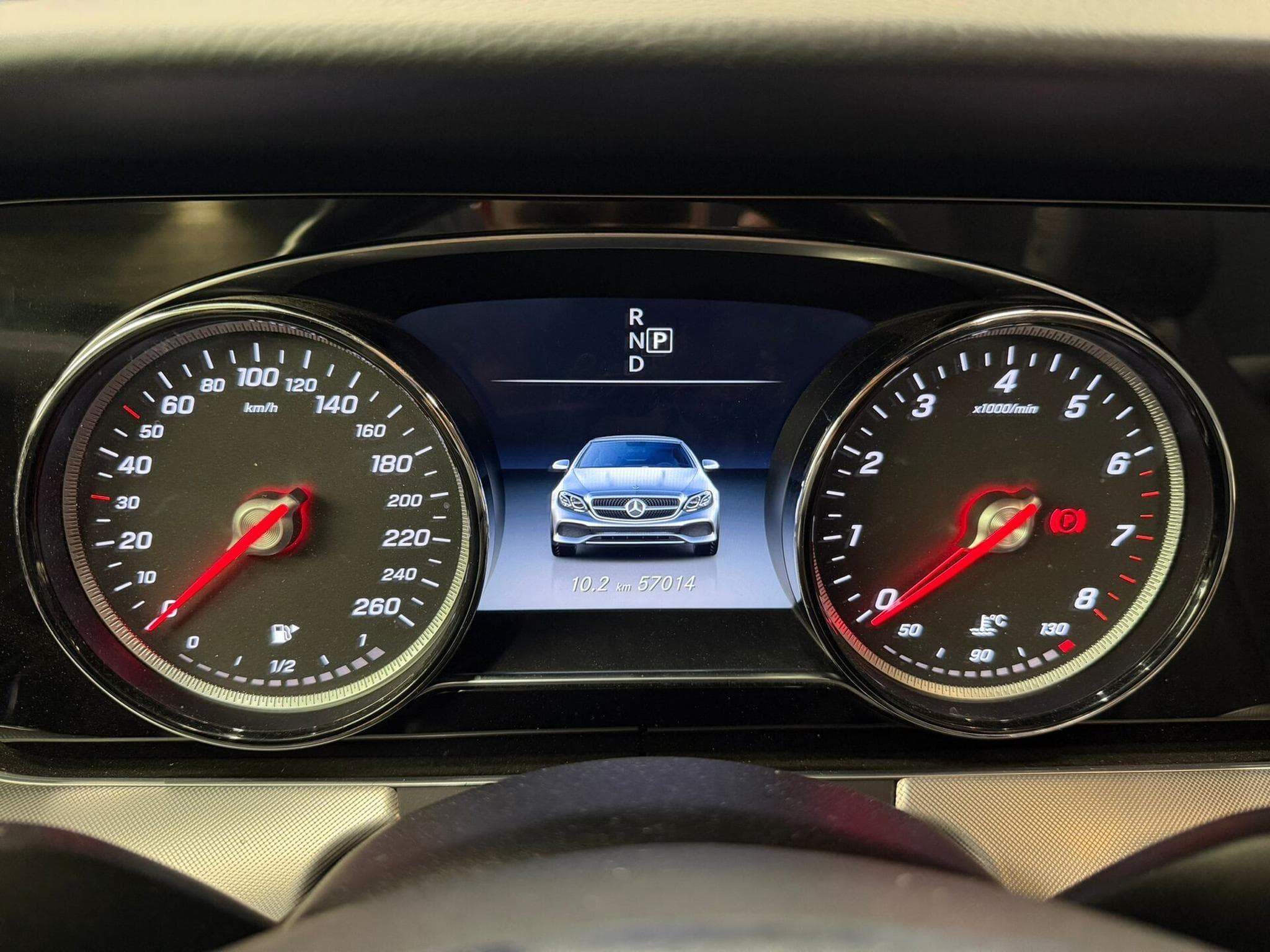 Mercedes E 300 2.0 E 300 Cabriolet AMG-Line (2017) - Photo 11