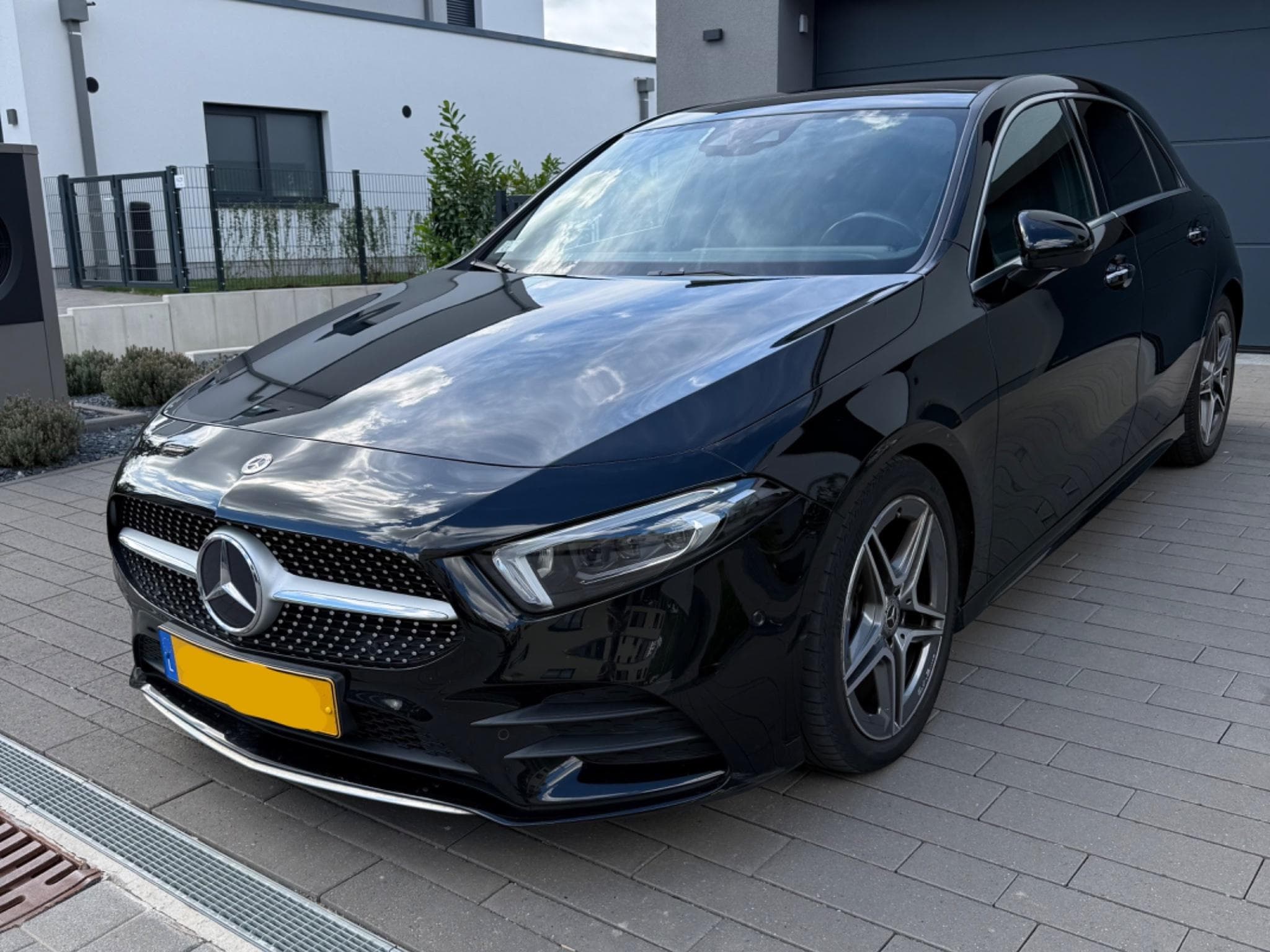 Mercedes A 200 AMG-Line, toit ouvrant (2021) - Foto 1
