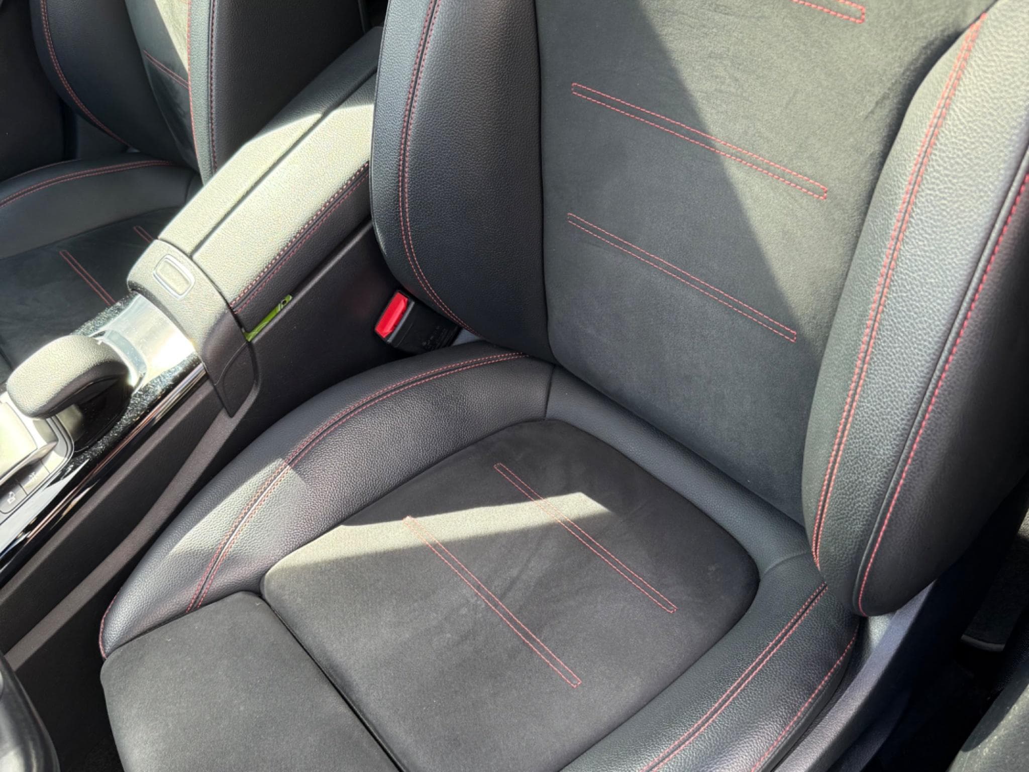 Mercedes A 200 AMG-Line, toit ouvrant (2021) - Foto 12