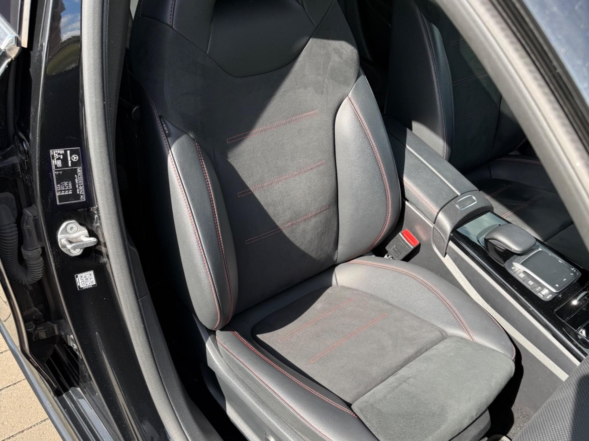 Mercedes A 200 AMG-Line, toit ouvrant (2021) - Foto 14