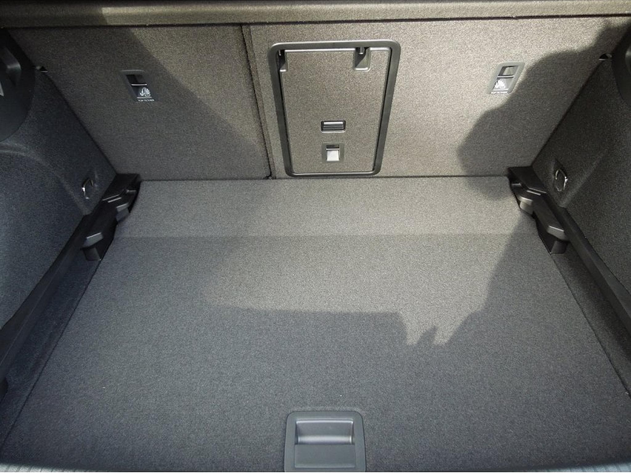 VW Golf (2026) - Photo 12