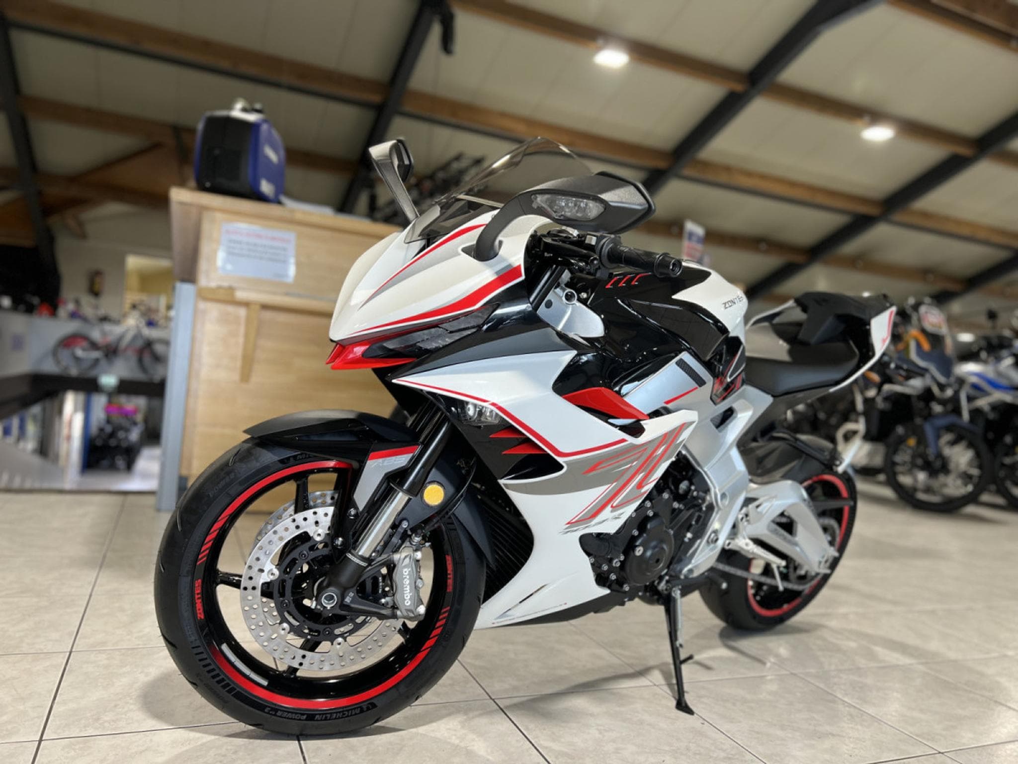 Zontes 703 RR BREMBO (2026) - Photo 2