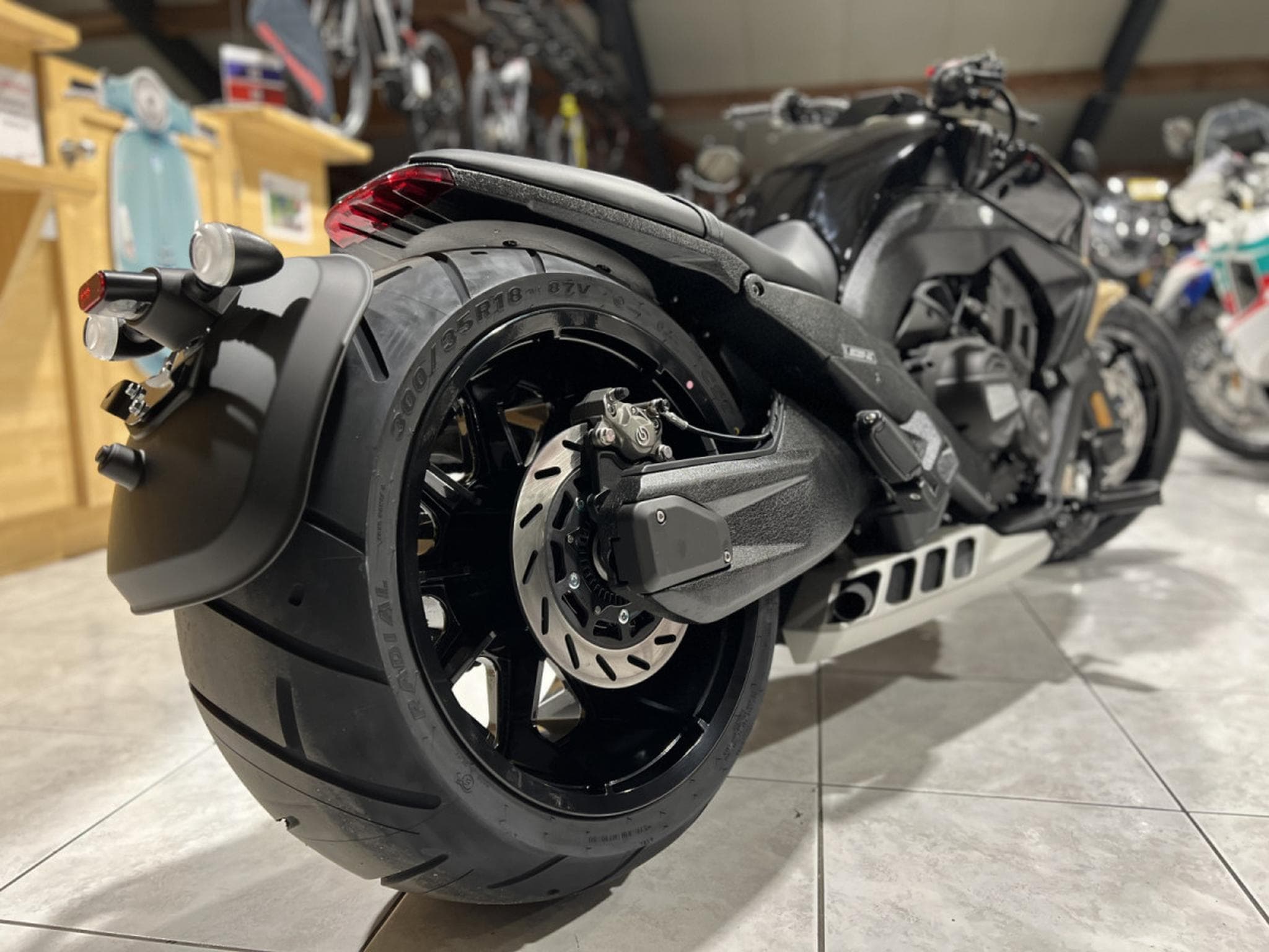 Benda LFC 700 Pro (2026) - Photo 3