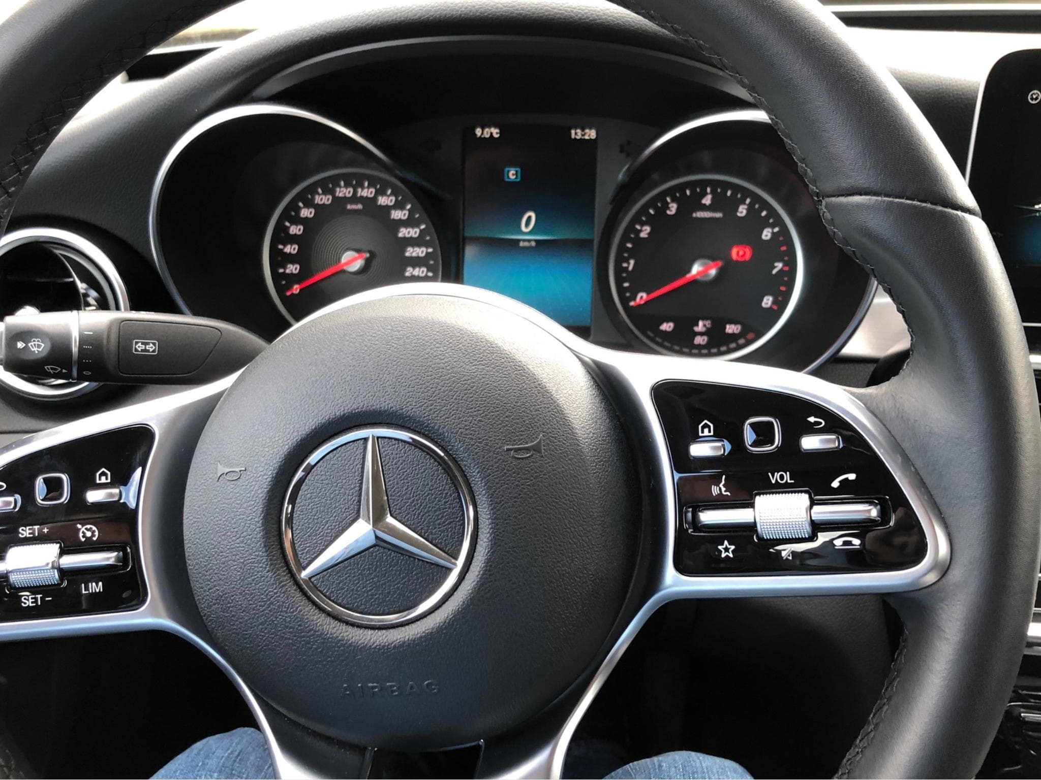 Mercedes C 180 Version AvantGarde (2019) - Foto 3