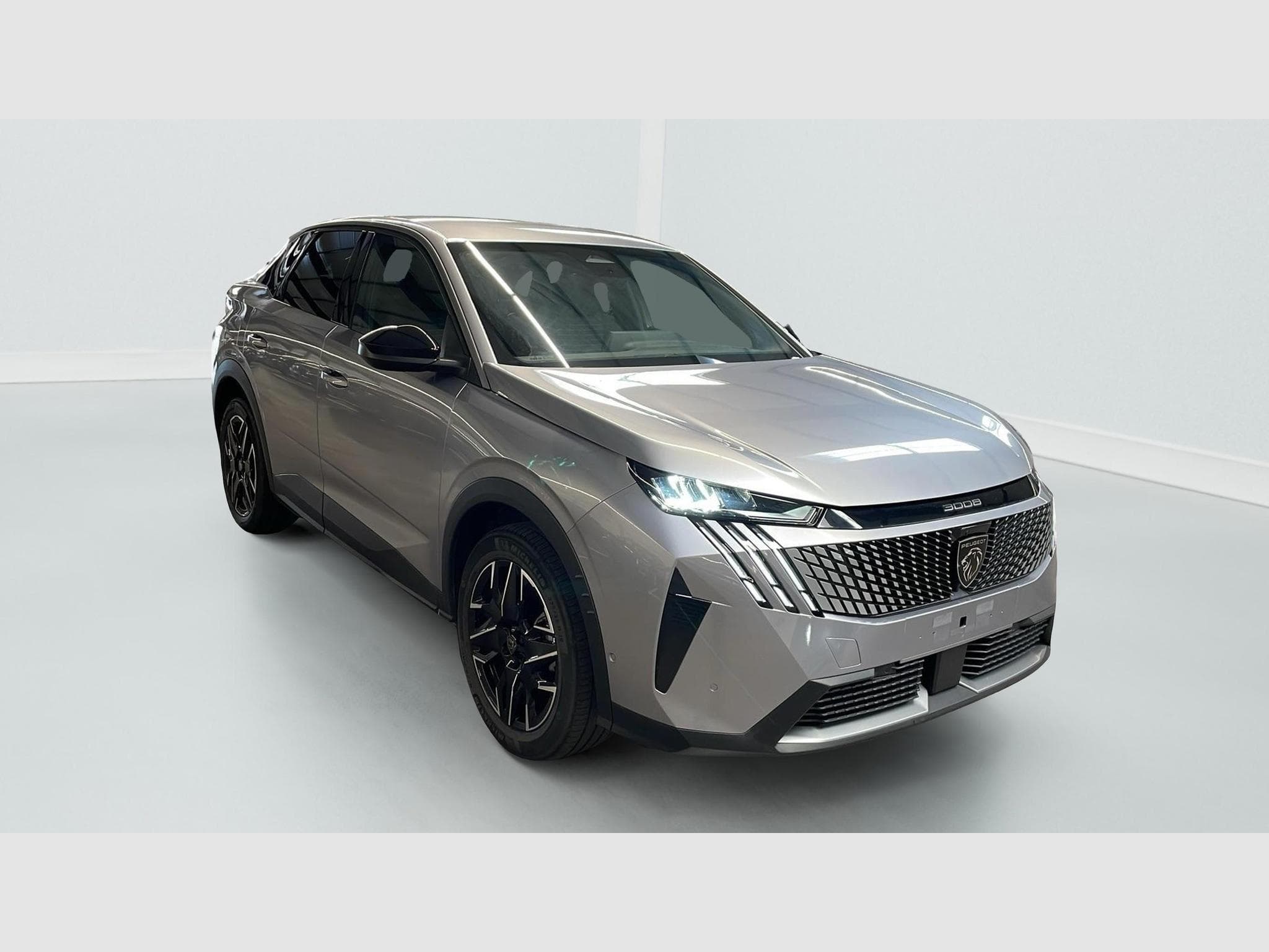 Peugeot 3008 Hybrid 145 e-DCS6 Allure (2025) - Photo 1